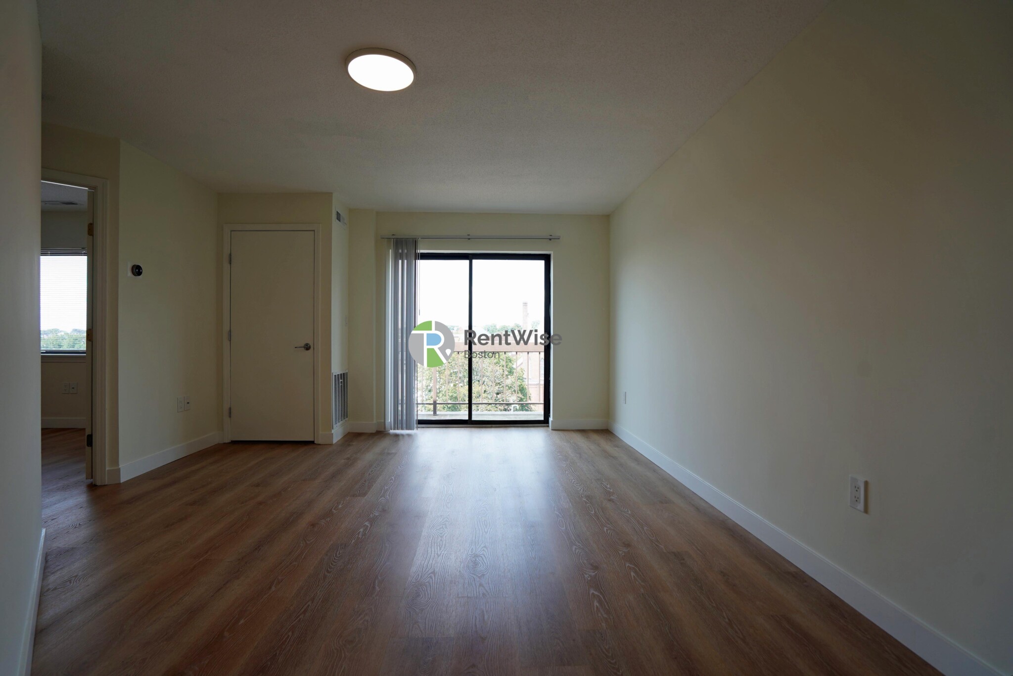 25 Webster Ave, Ward Two