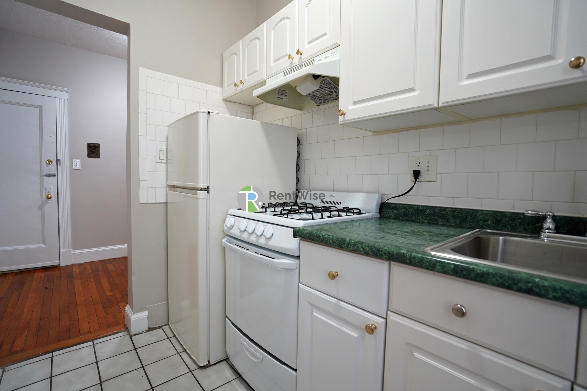 7 Carol Ave, Brighton