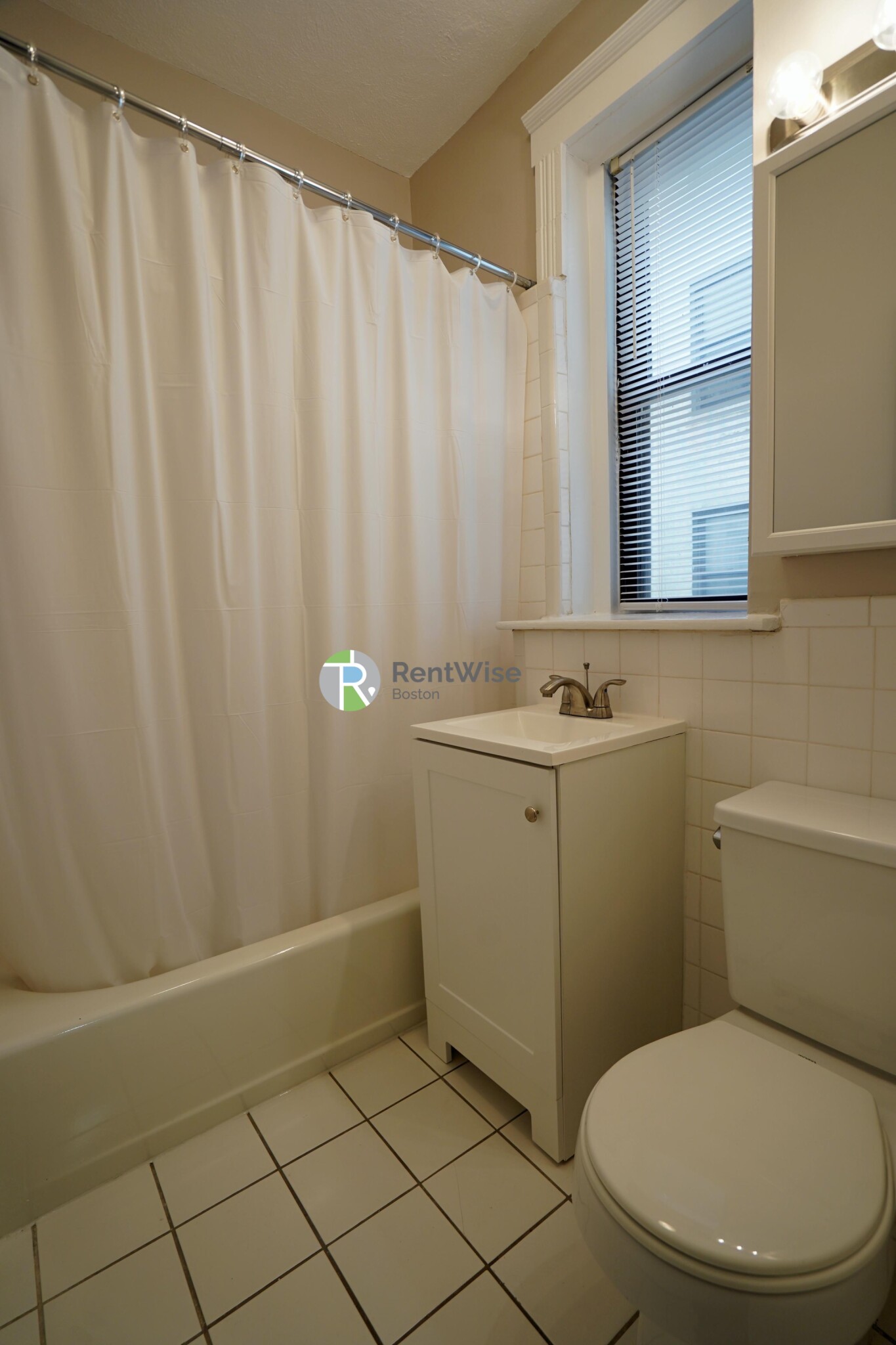 7 Carol Ave, Brighton