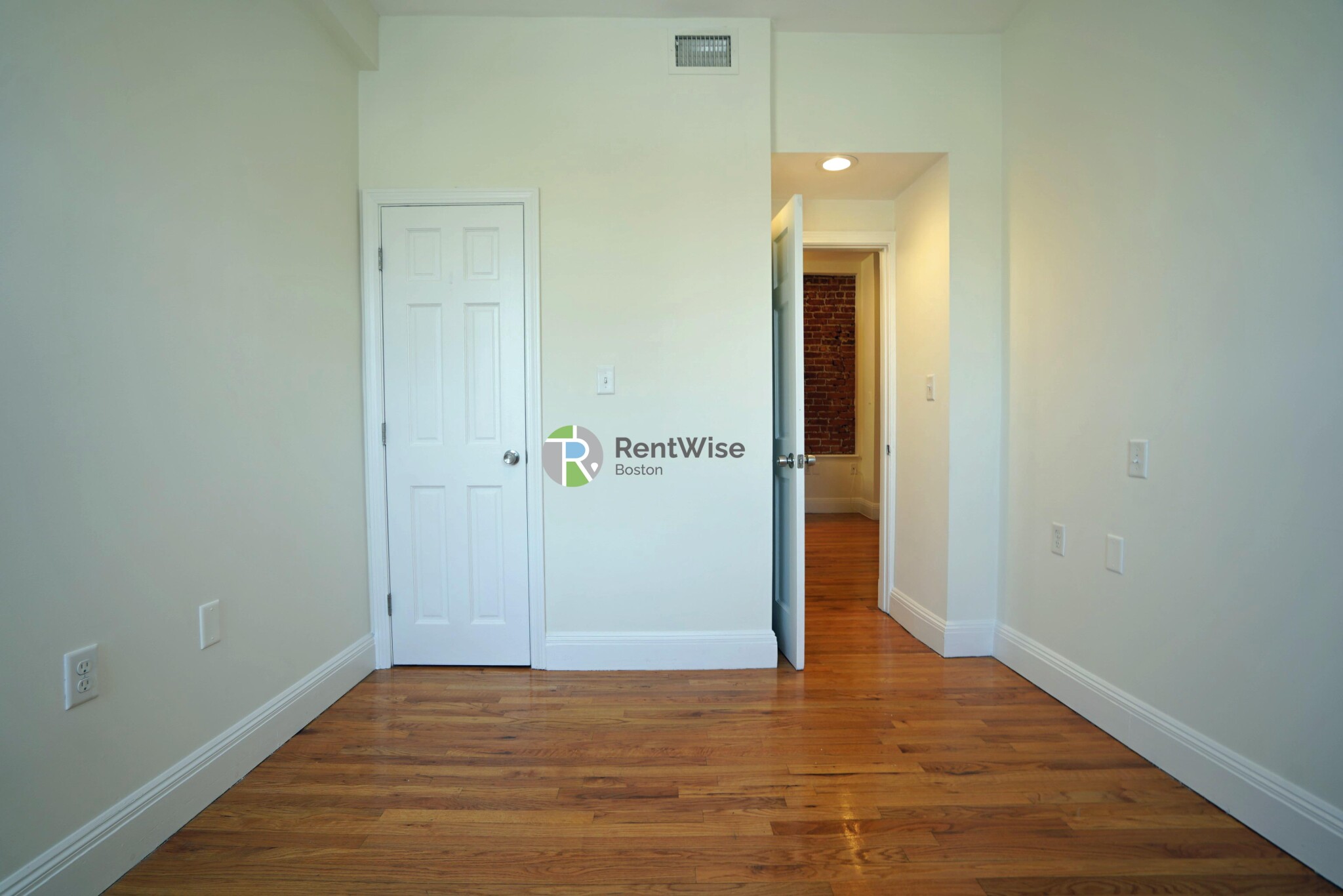 10 Brainerd Rd, Allston