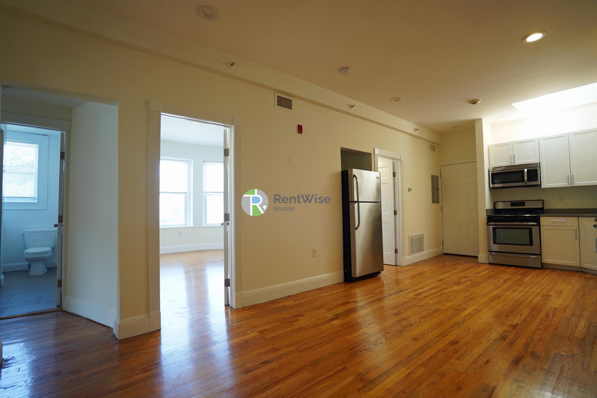 10 Brainerd Rd, Allston