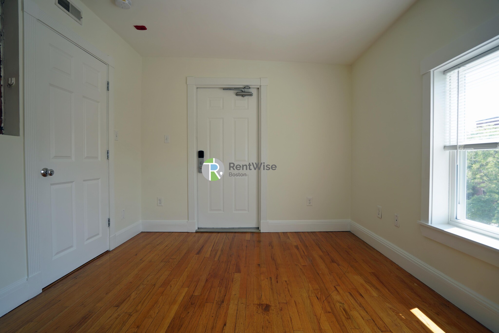 10 Brainerd Rd, Allston