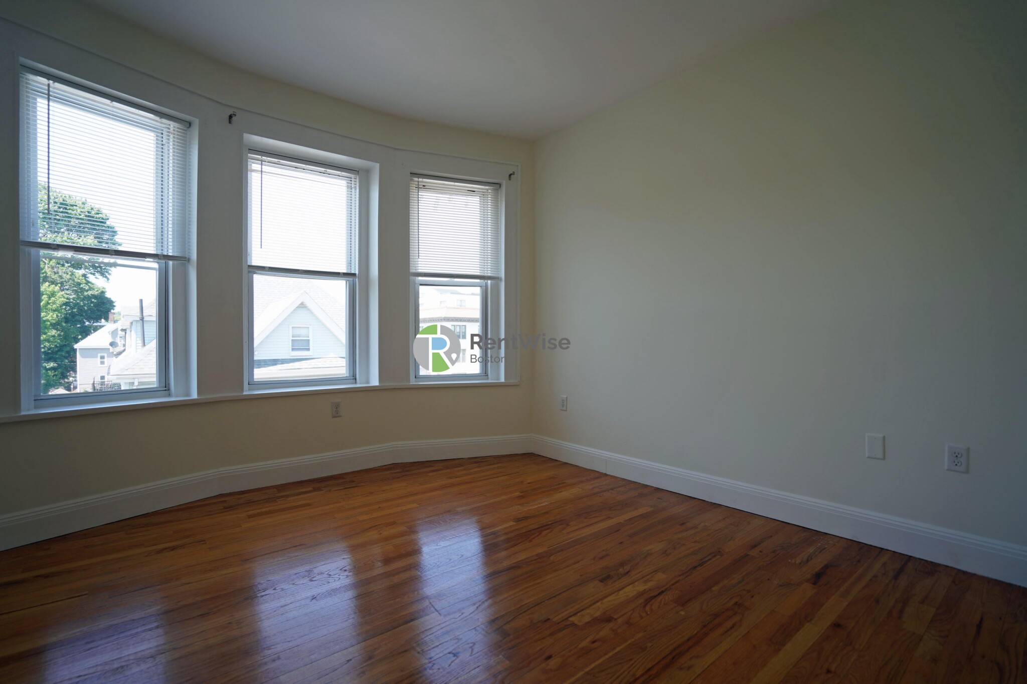 10 Brainerd Rd, Allston