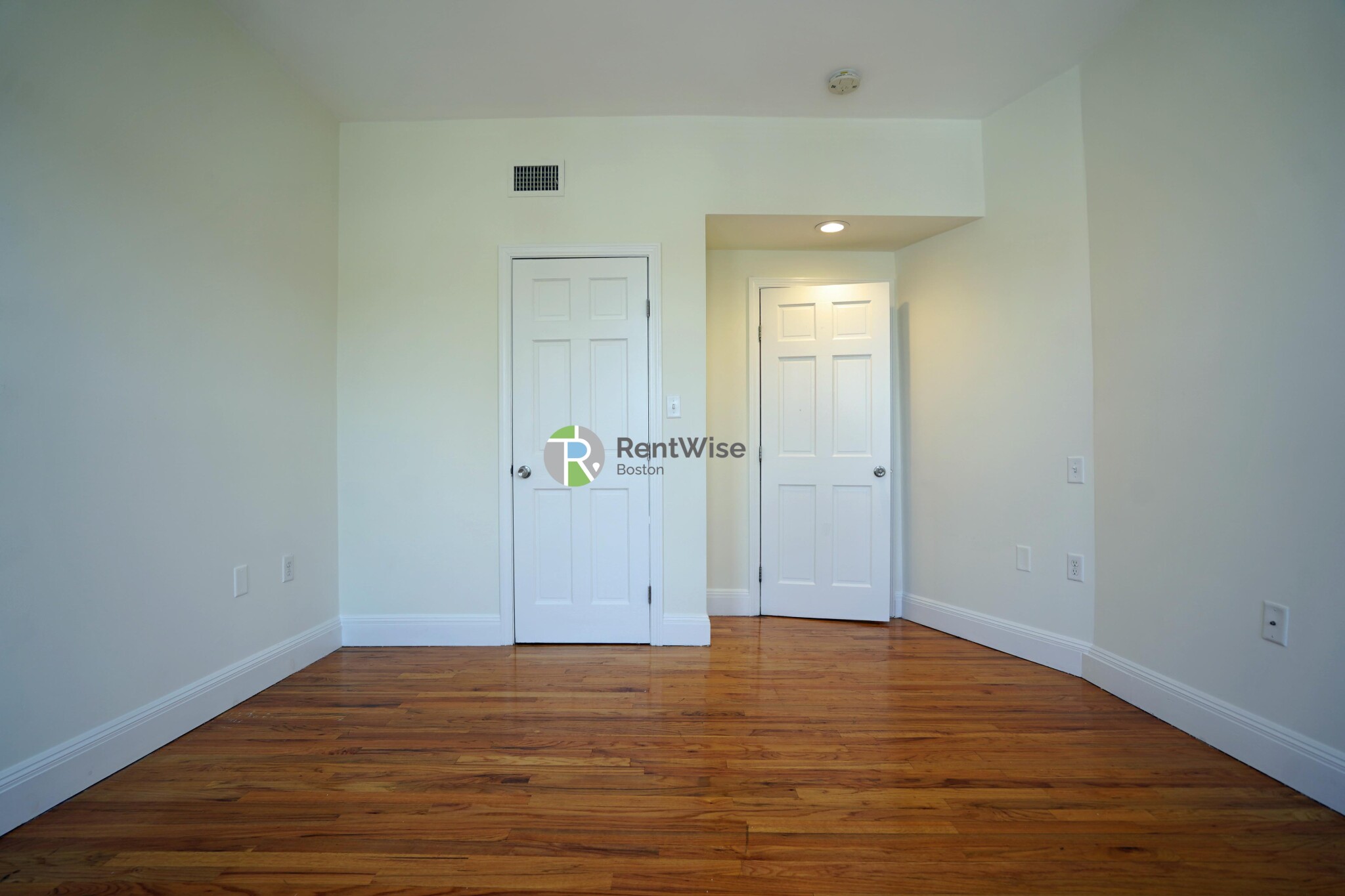 10 Brainerd Rd, Allston