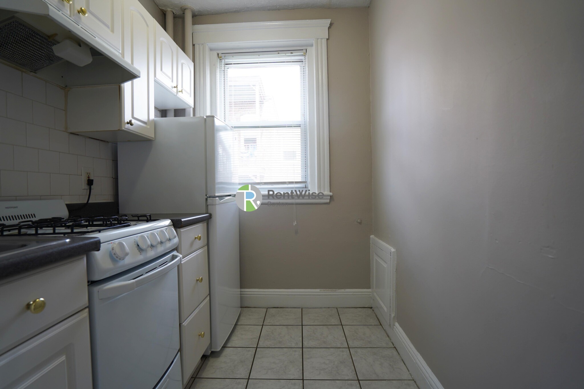 36 Quint Ave, Allston