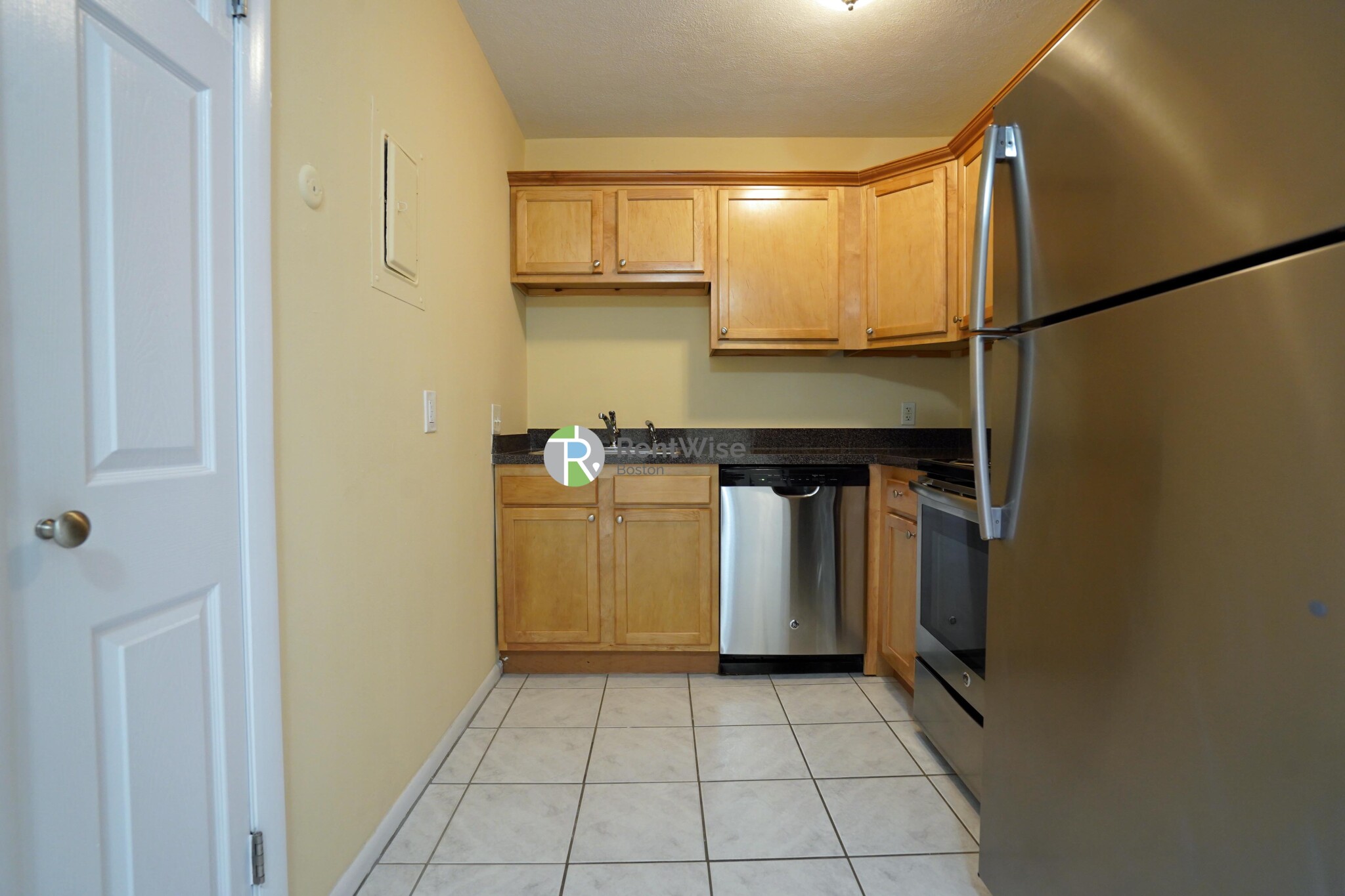 106 Tremont St, Brighton