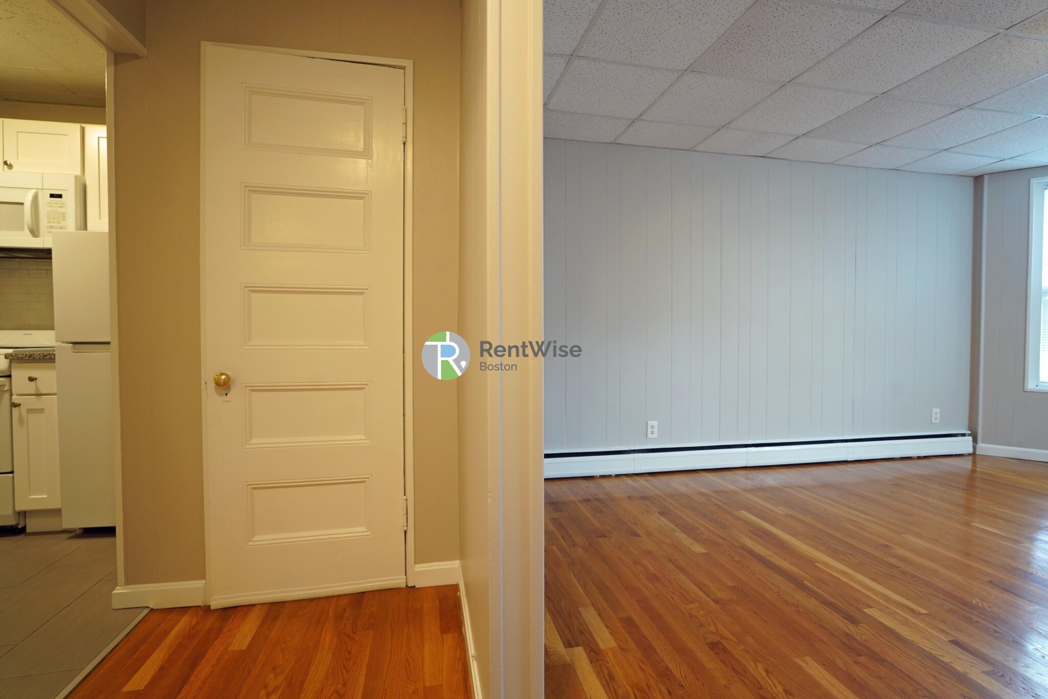 1055 Beacon St, Longwood