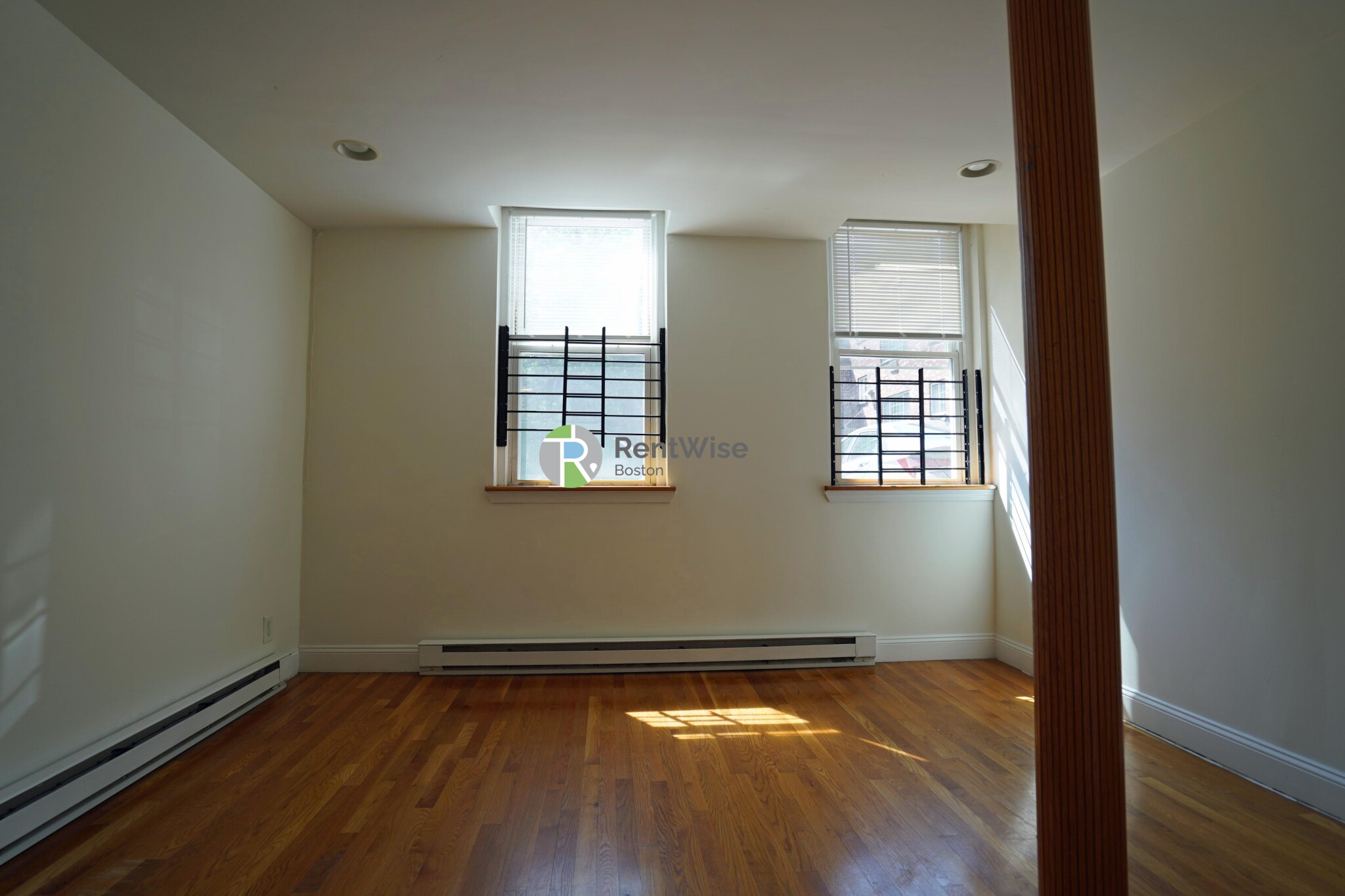 1298 Commonwealth Ave, Allston