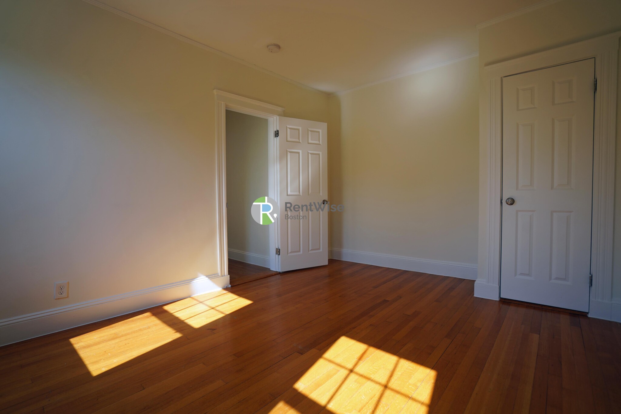 1850 Commonwealth Ave, Brighton