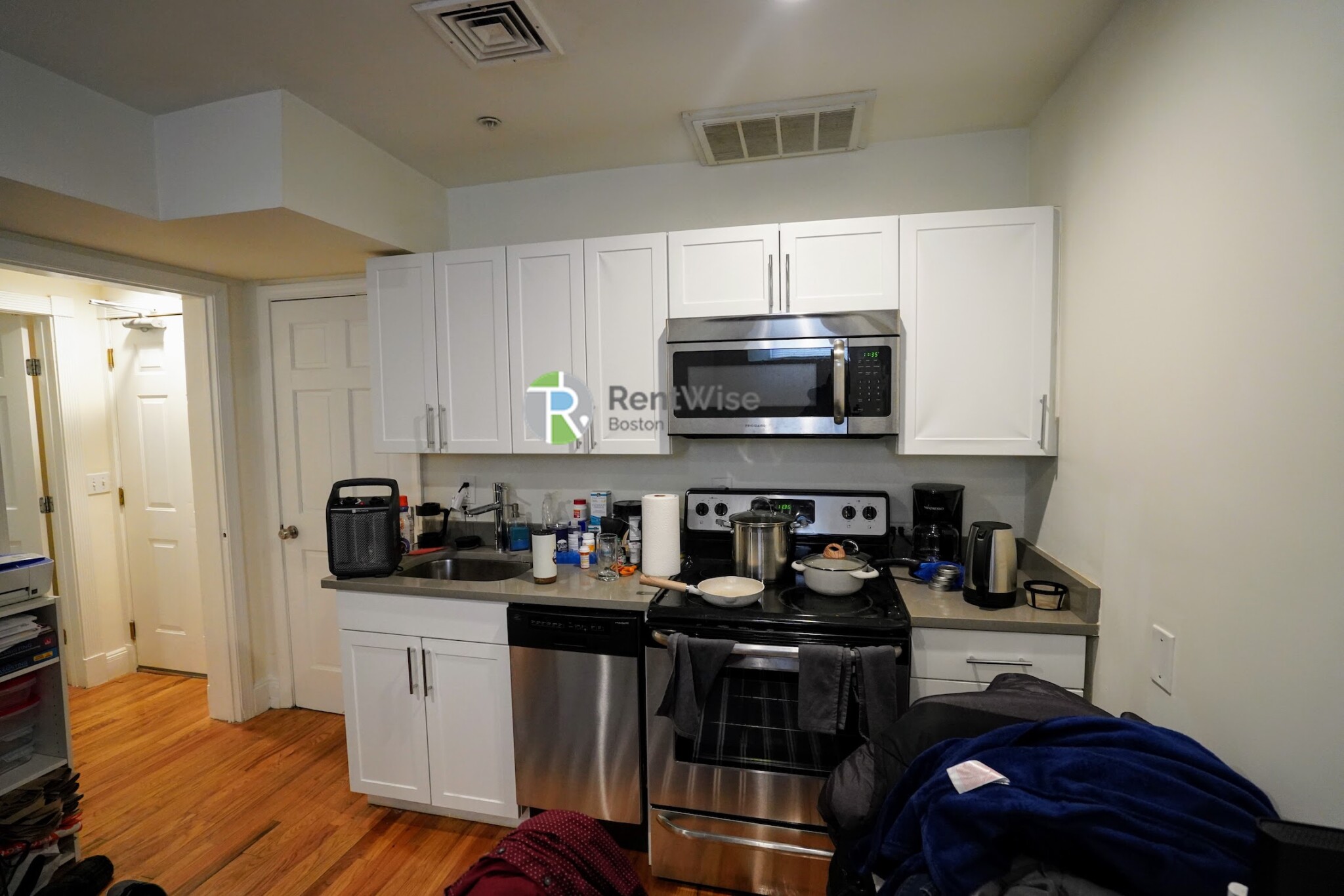 10 Brainerd Rd, Allston