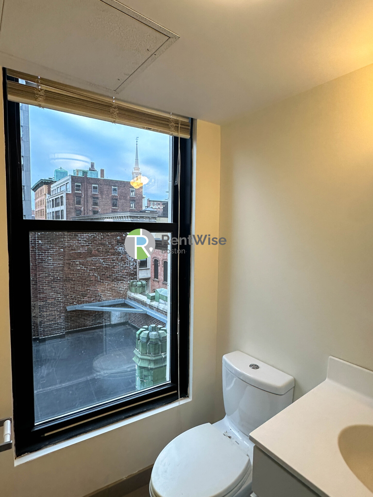 8 Winter St, Downtown