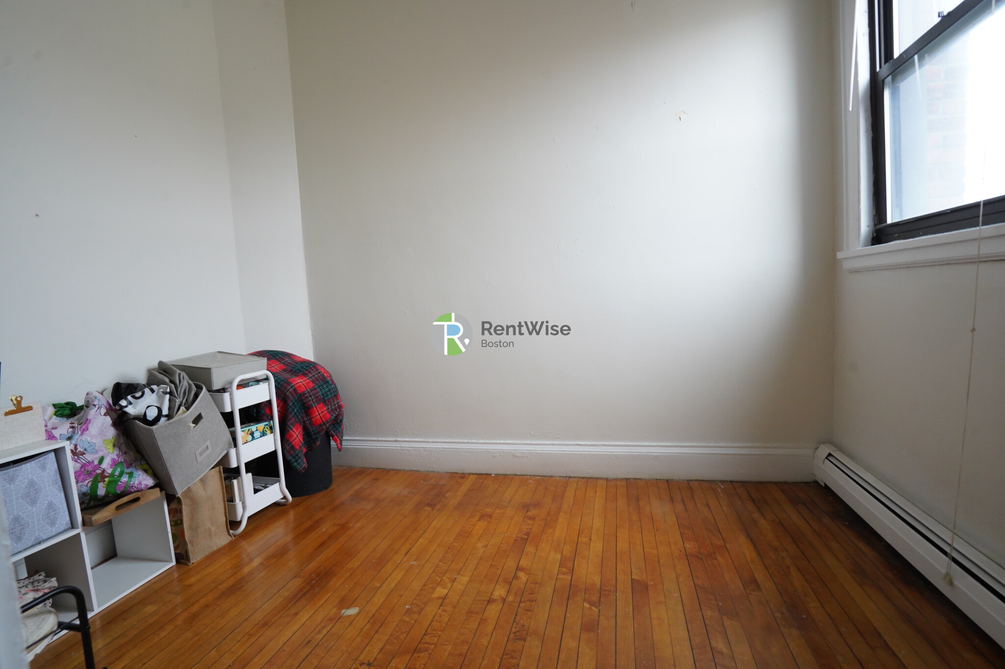 72 Gardner St, Allston