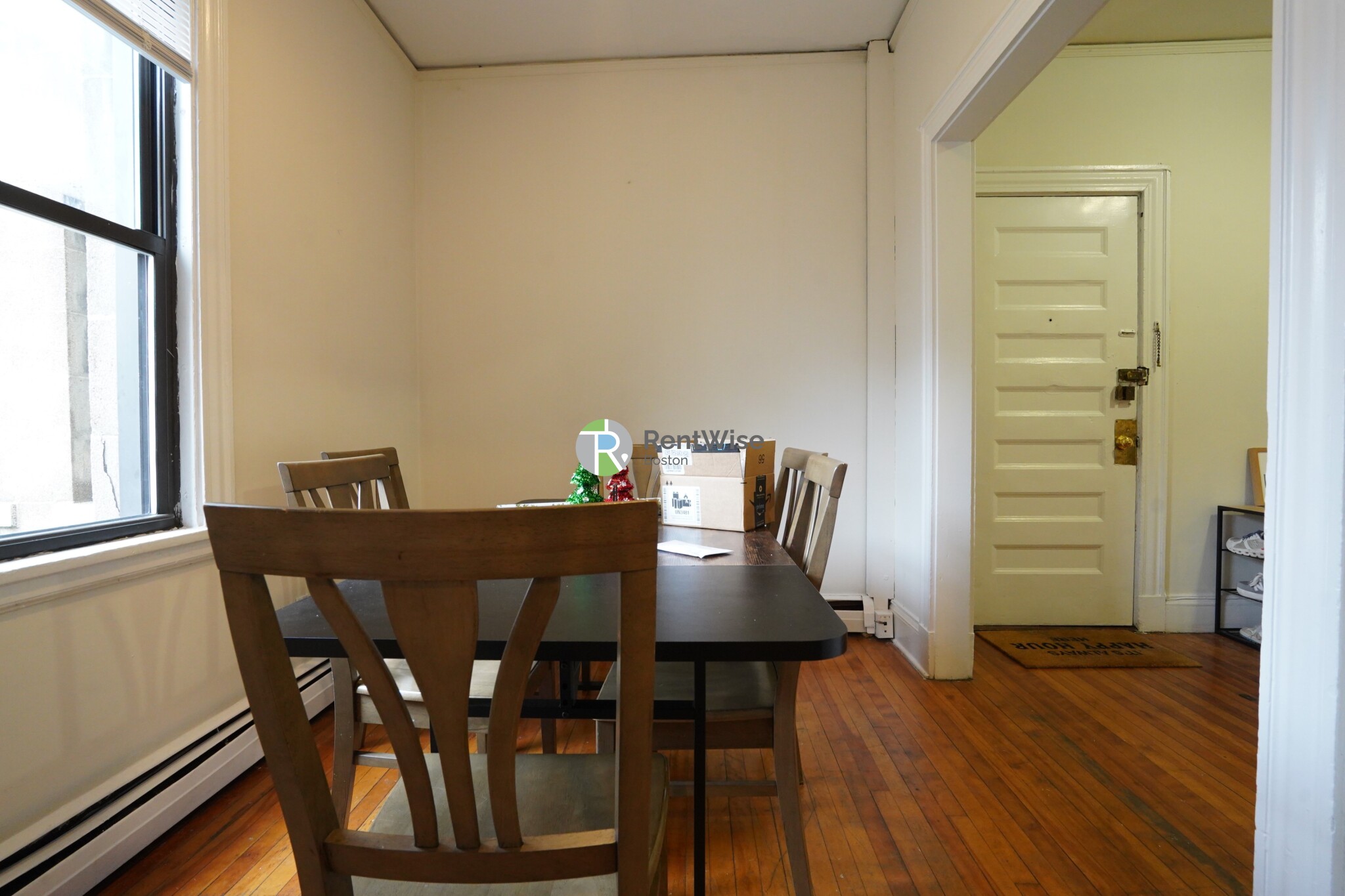 72 Gardner St, Allston