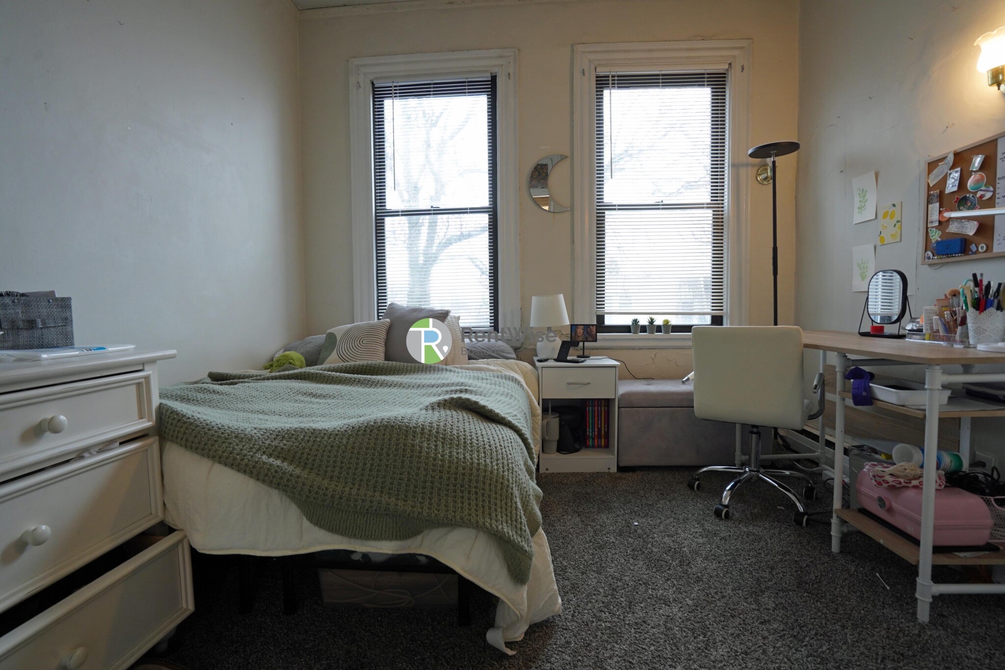 72 Gardner St, Allston