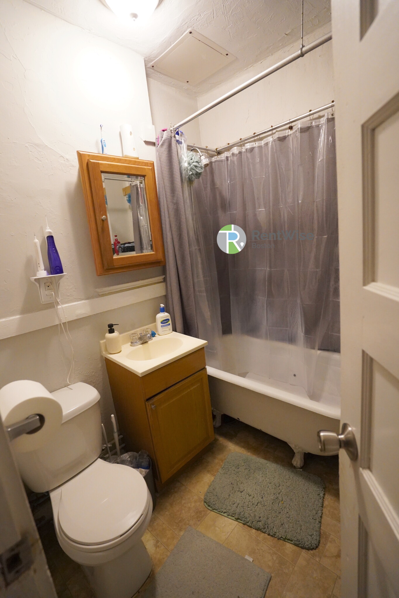 220 South St, Jamaica Plain