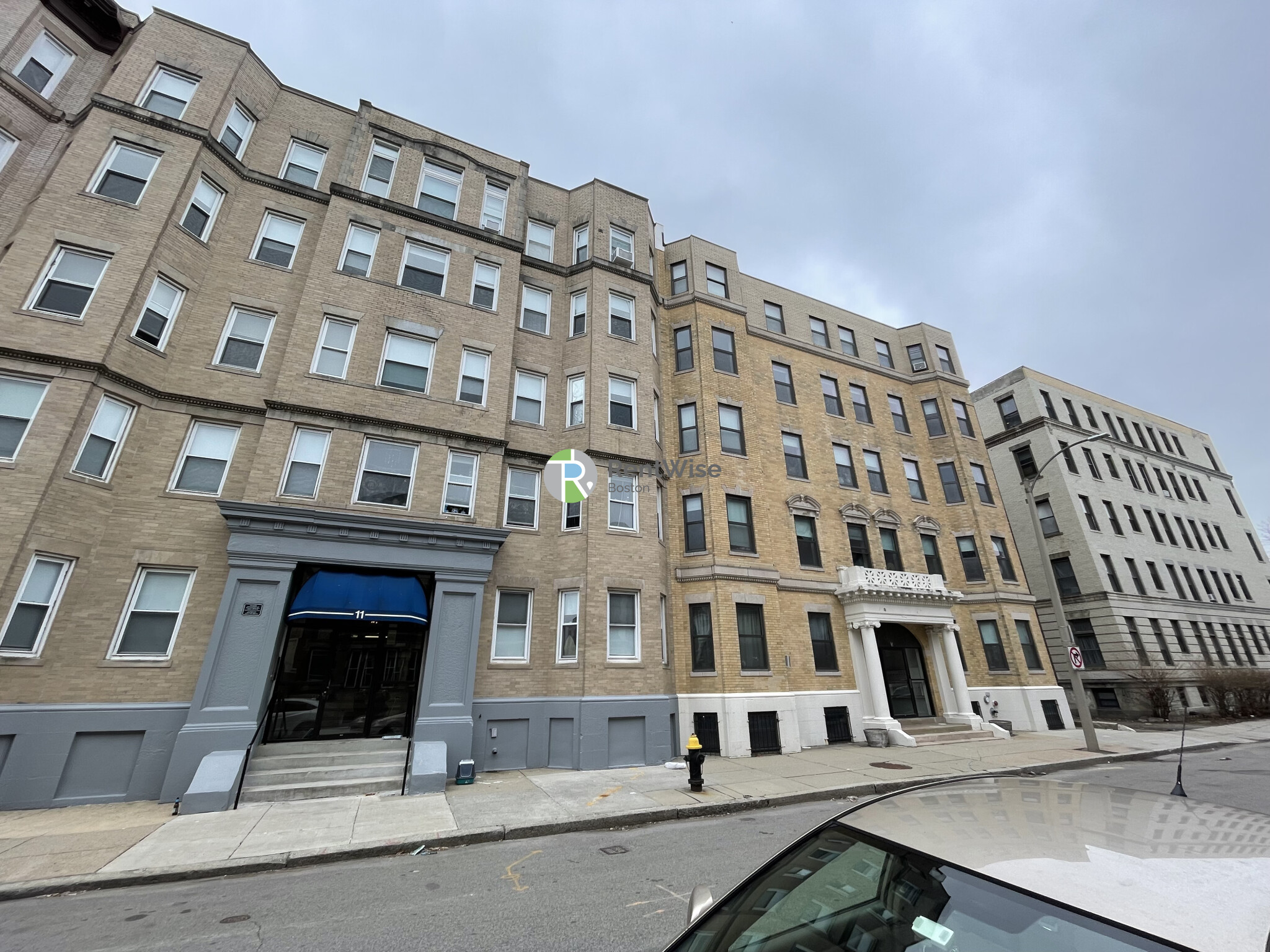 11 Royce Rd, Allston