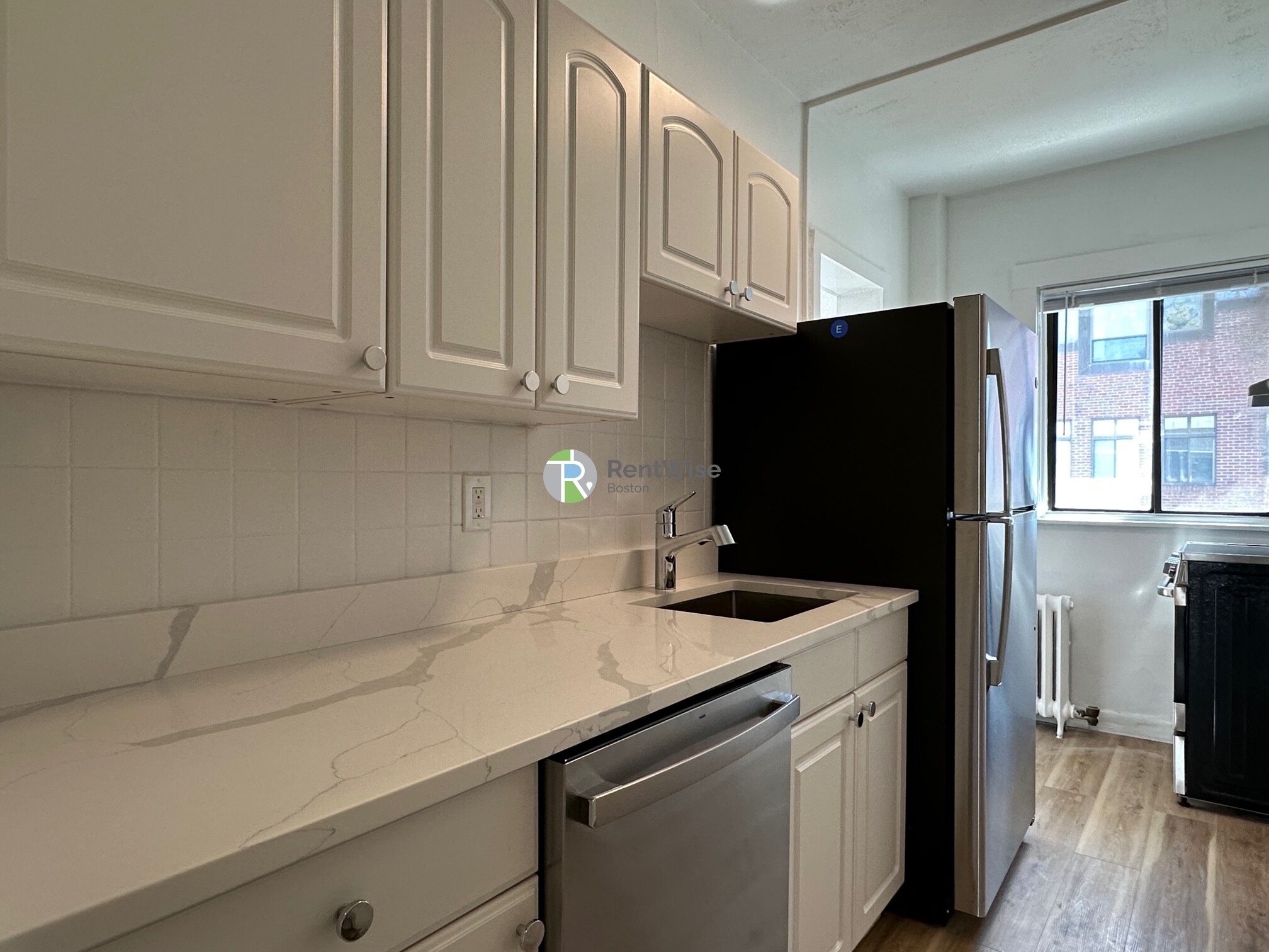 230 Walnut St, Newtonville