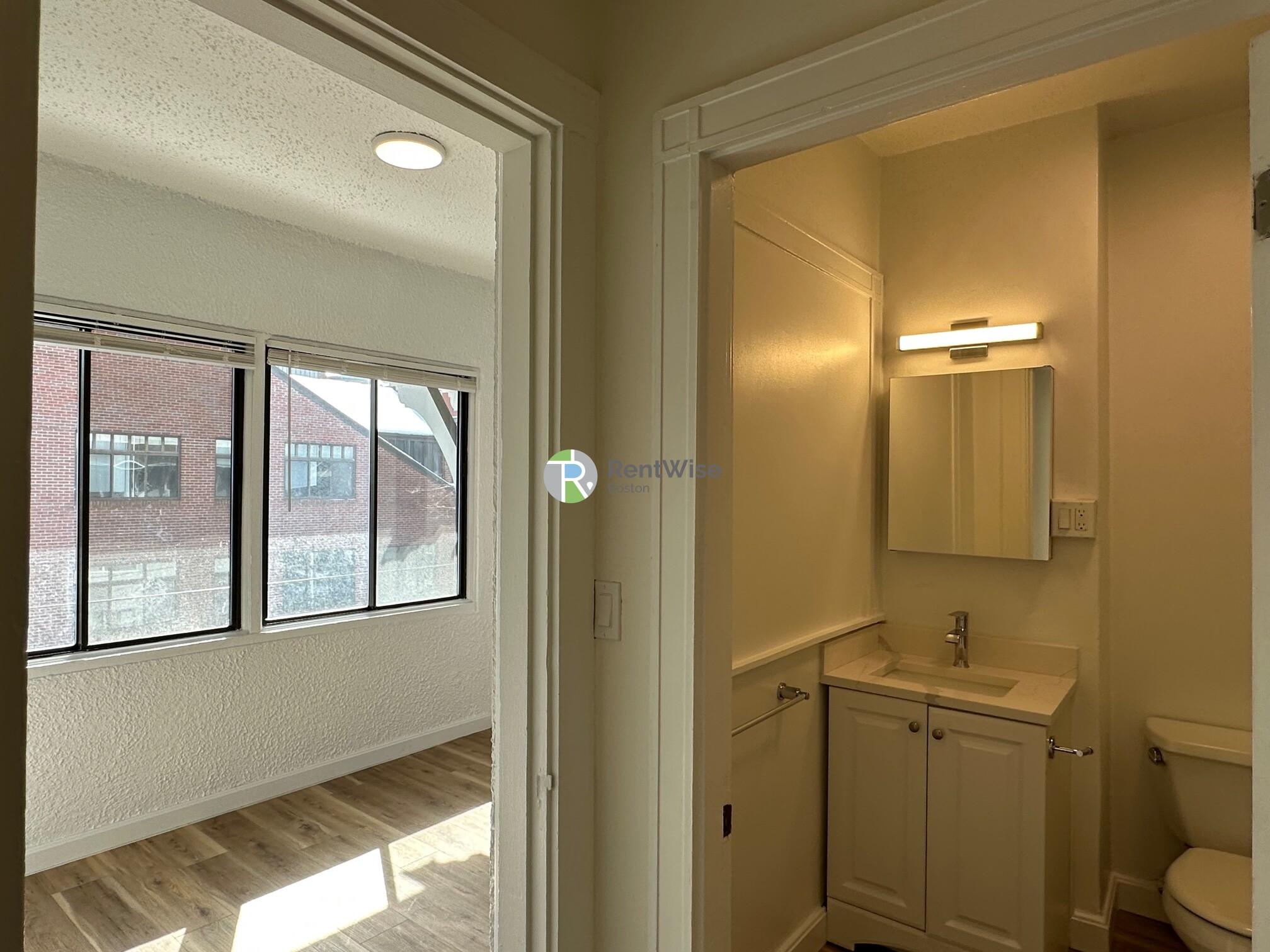 230 Walnut St, Newtonville