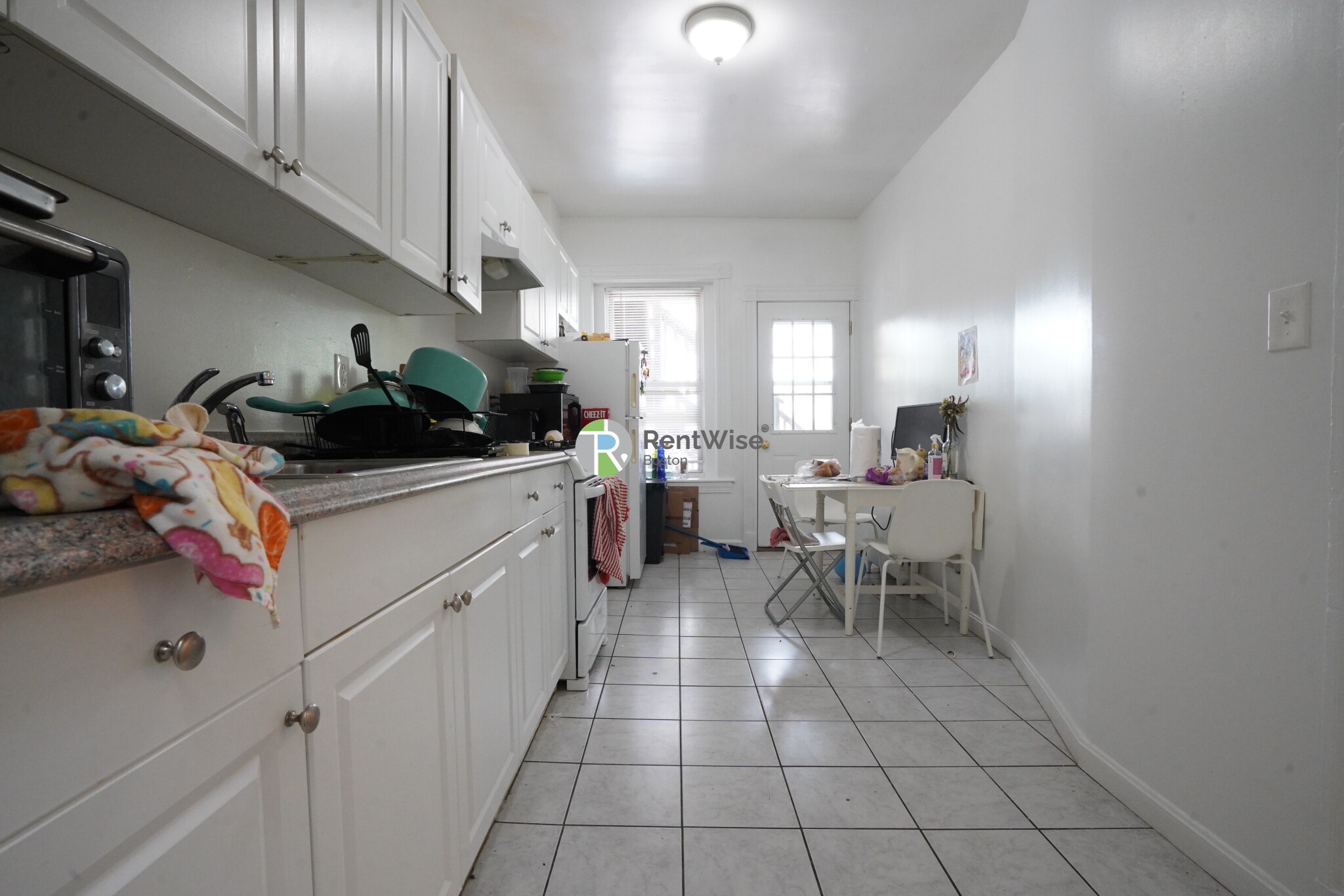 81 Brighton Ave, Allston