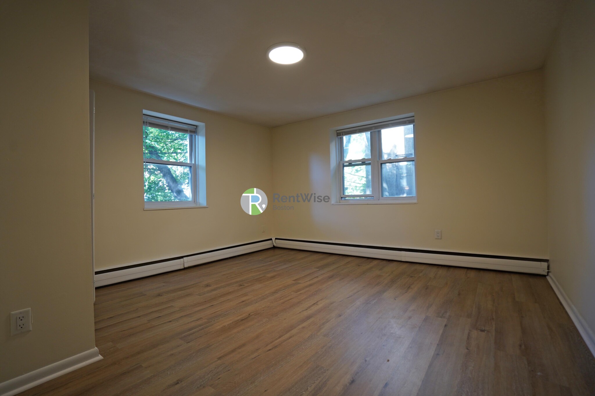 110 Babcock St, North Brookline