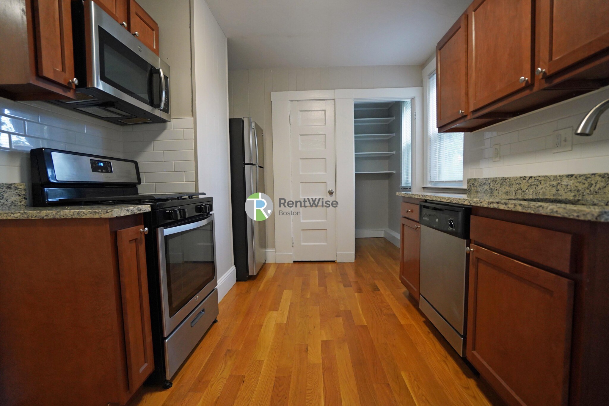 3 Ashford Ct, Allston