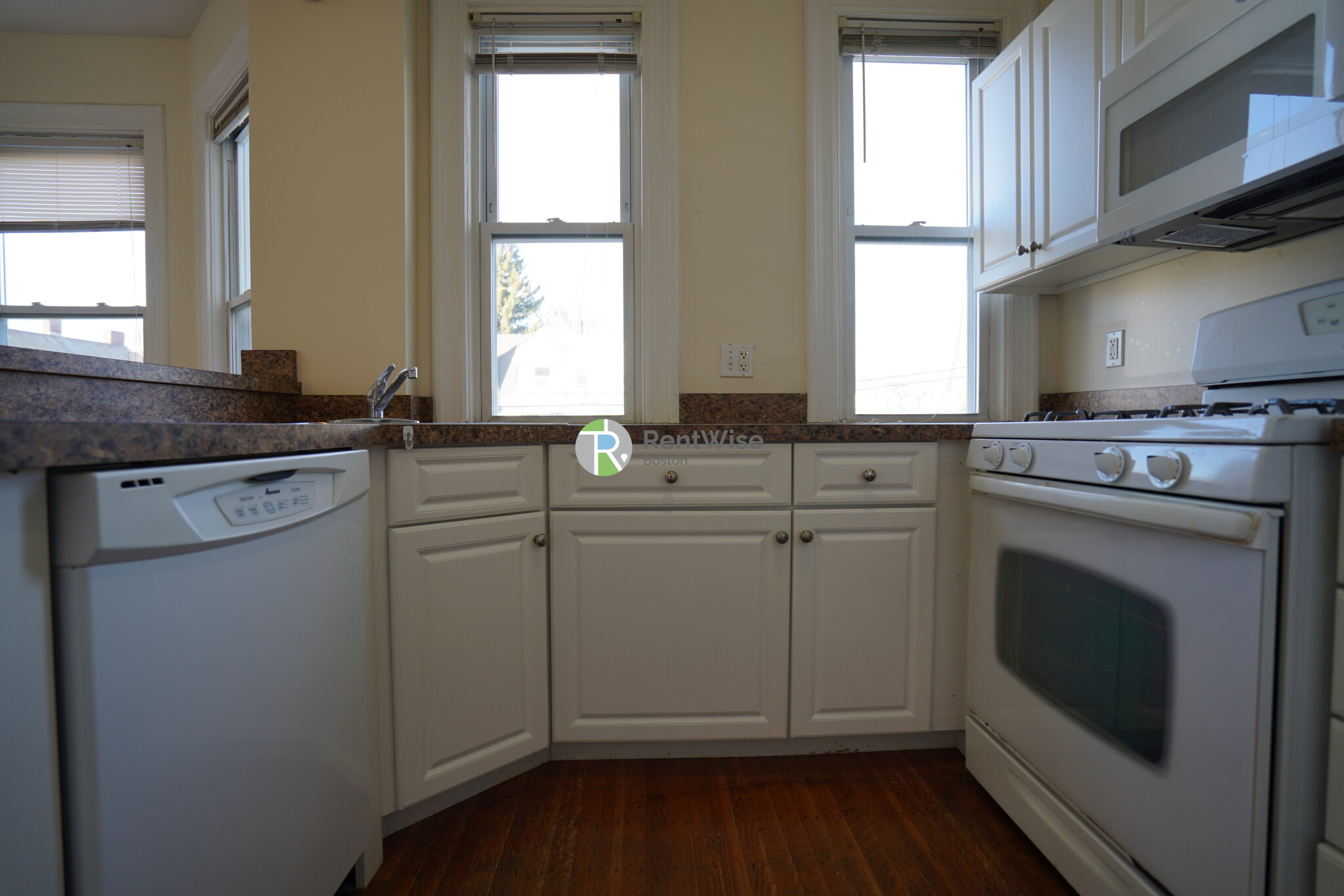 53 Ashford St, Allston