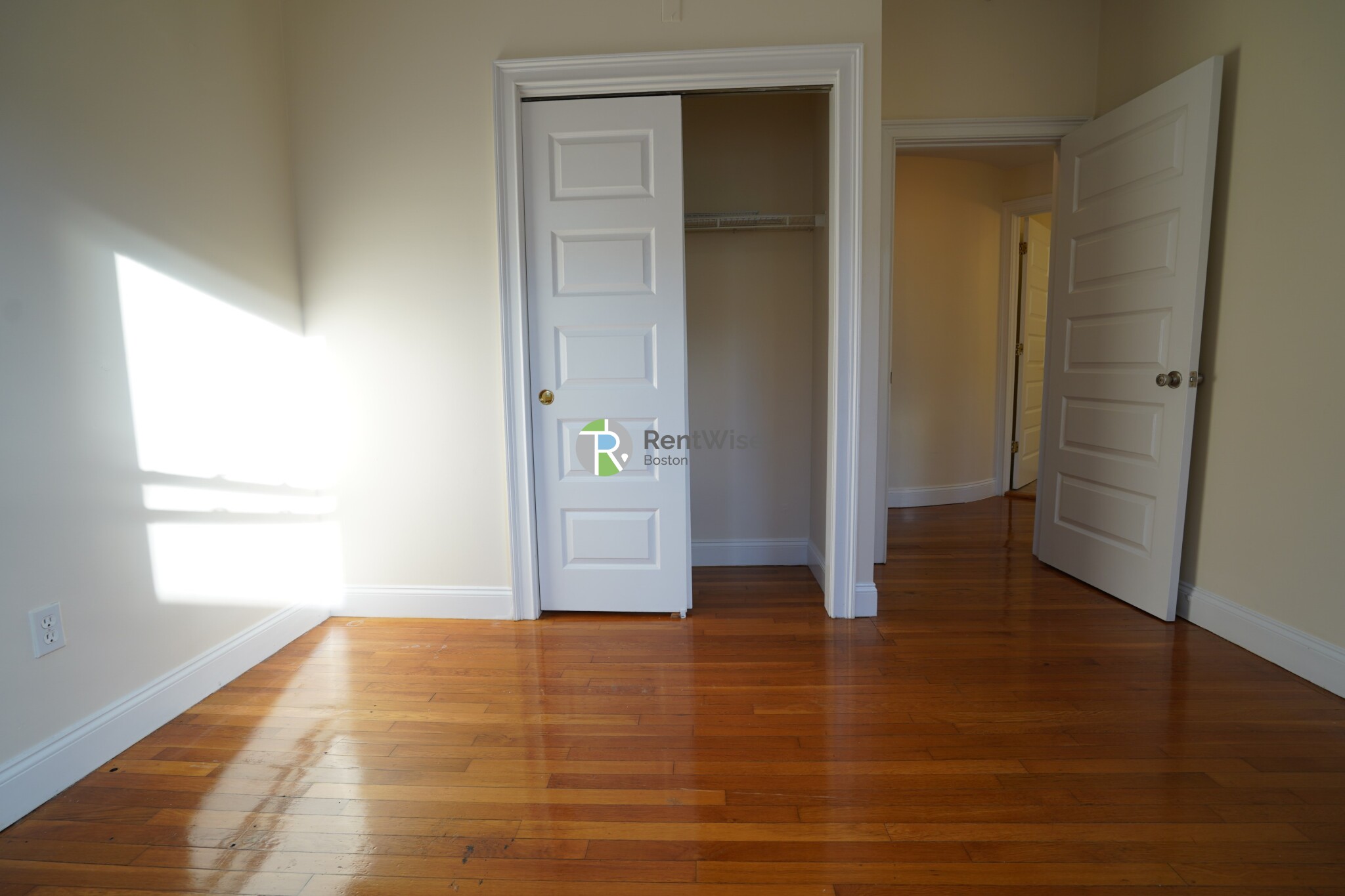 53 Ashford St, Allston