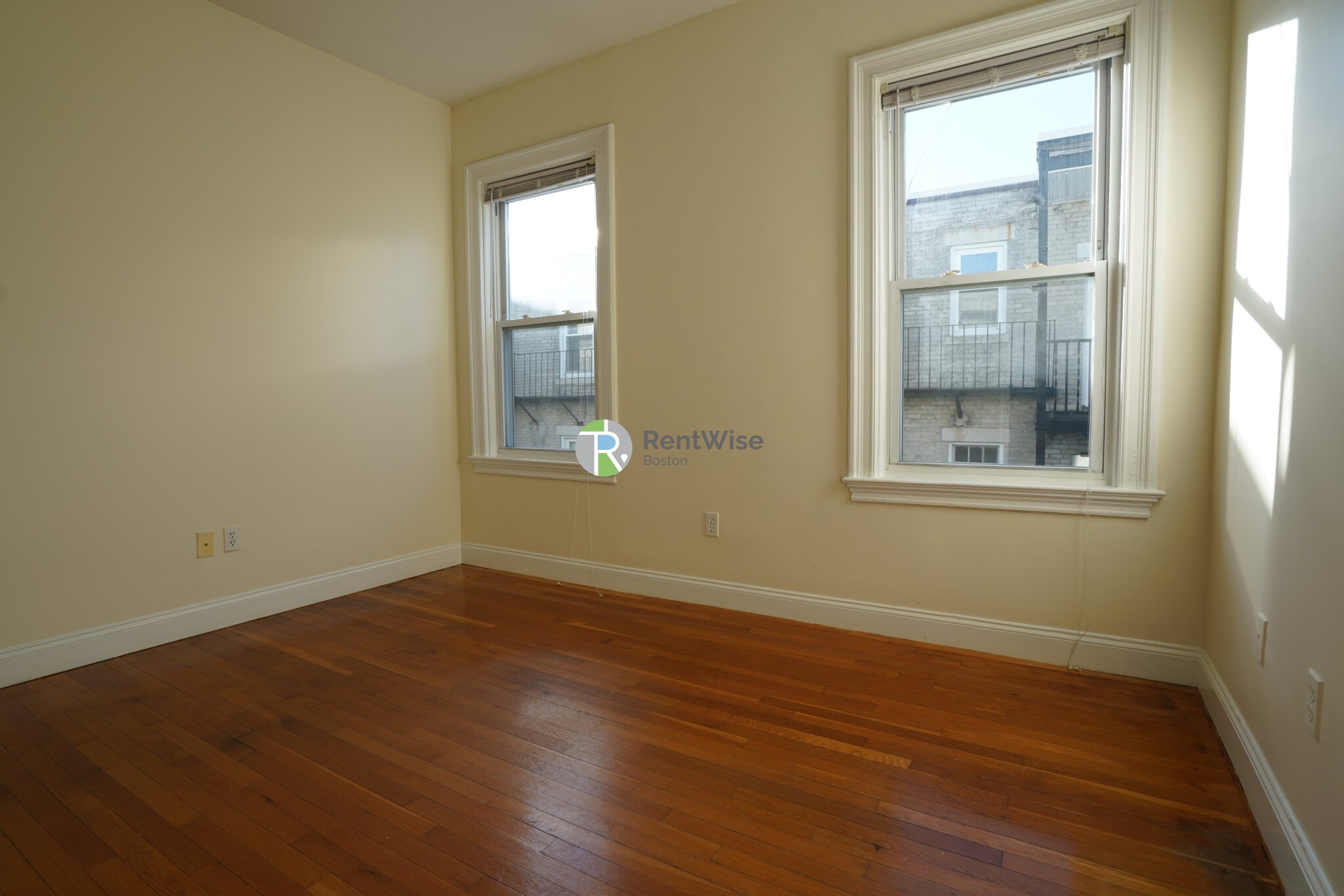 53 Ashford St, Allston