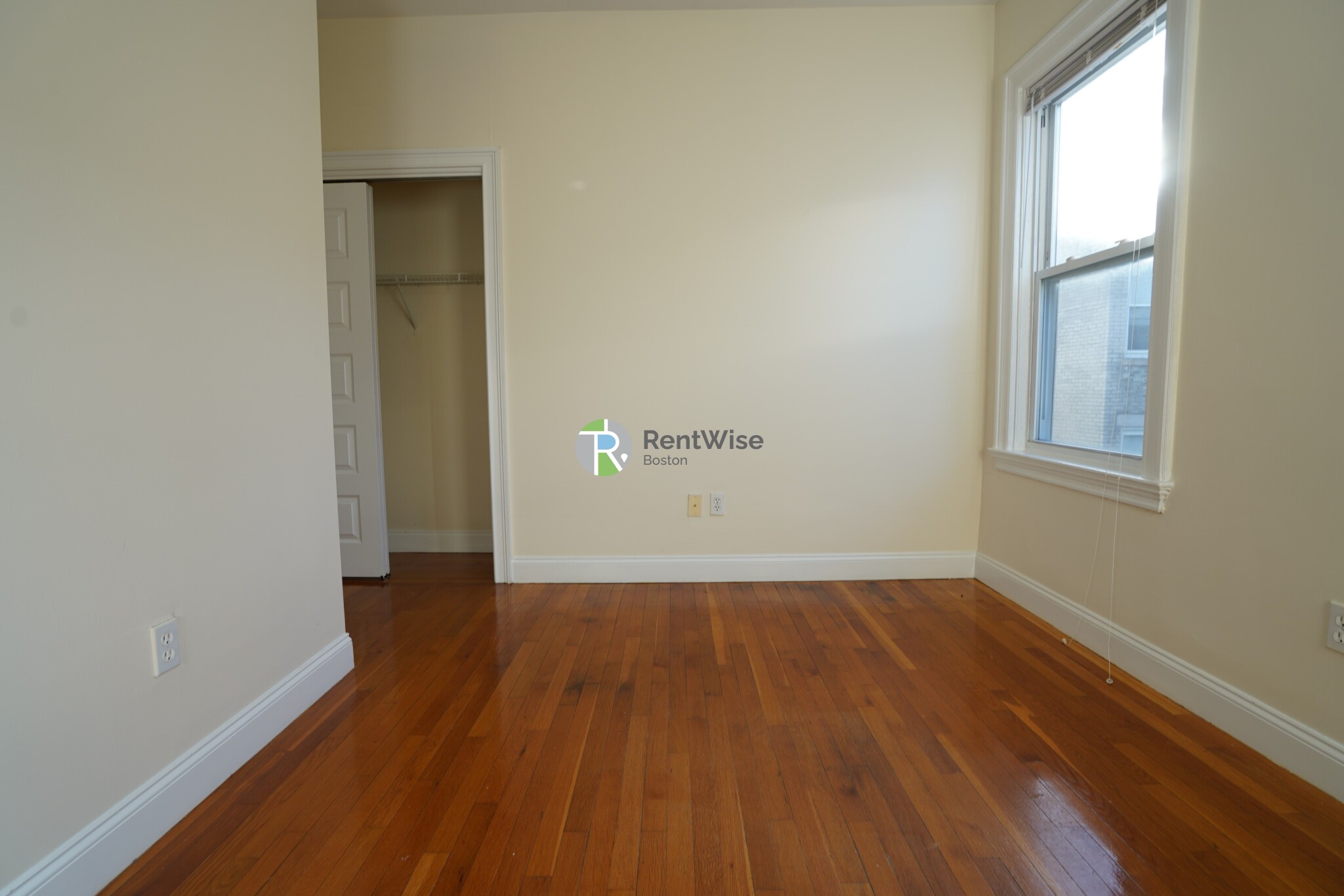 53 Ashford St, Allston