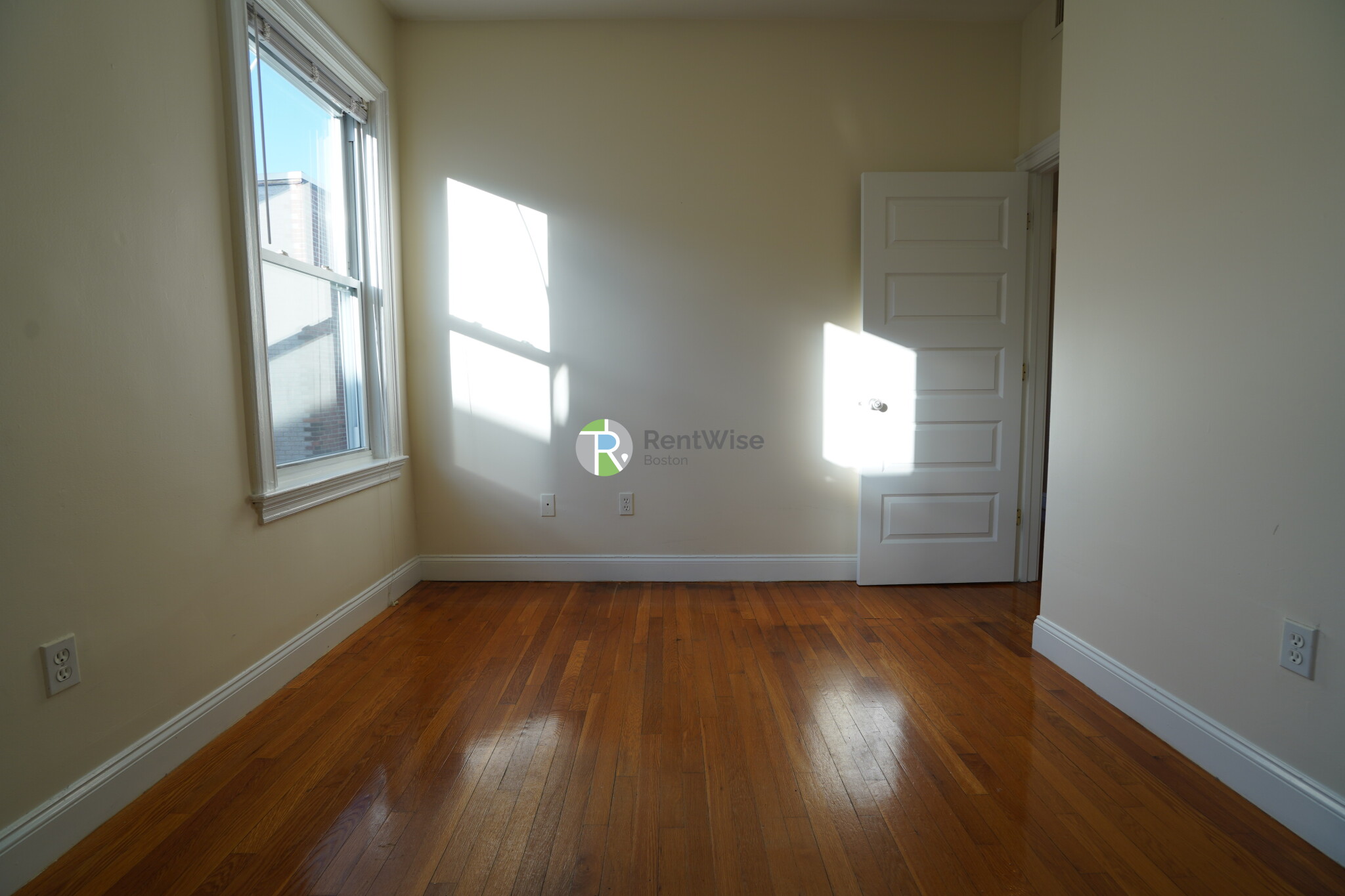 53 Ashford St, Allston