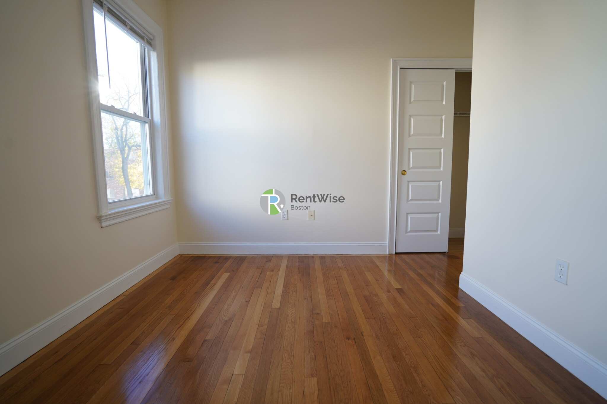 55 Ashford St, Allston