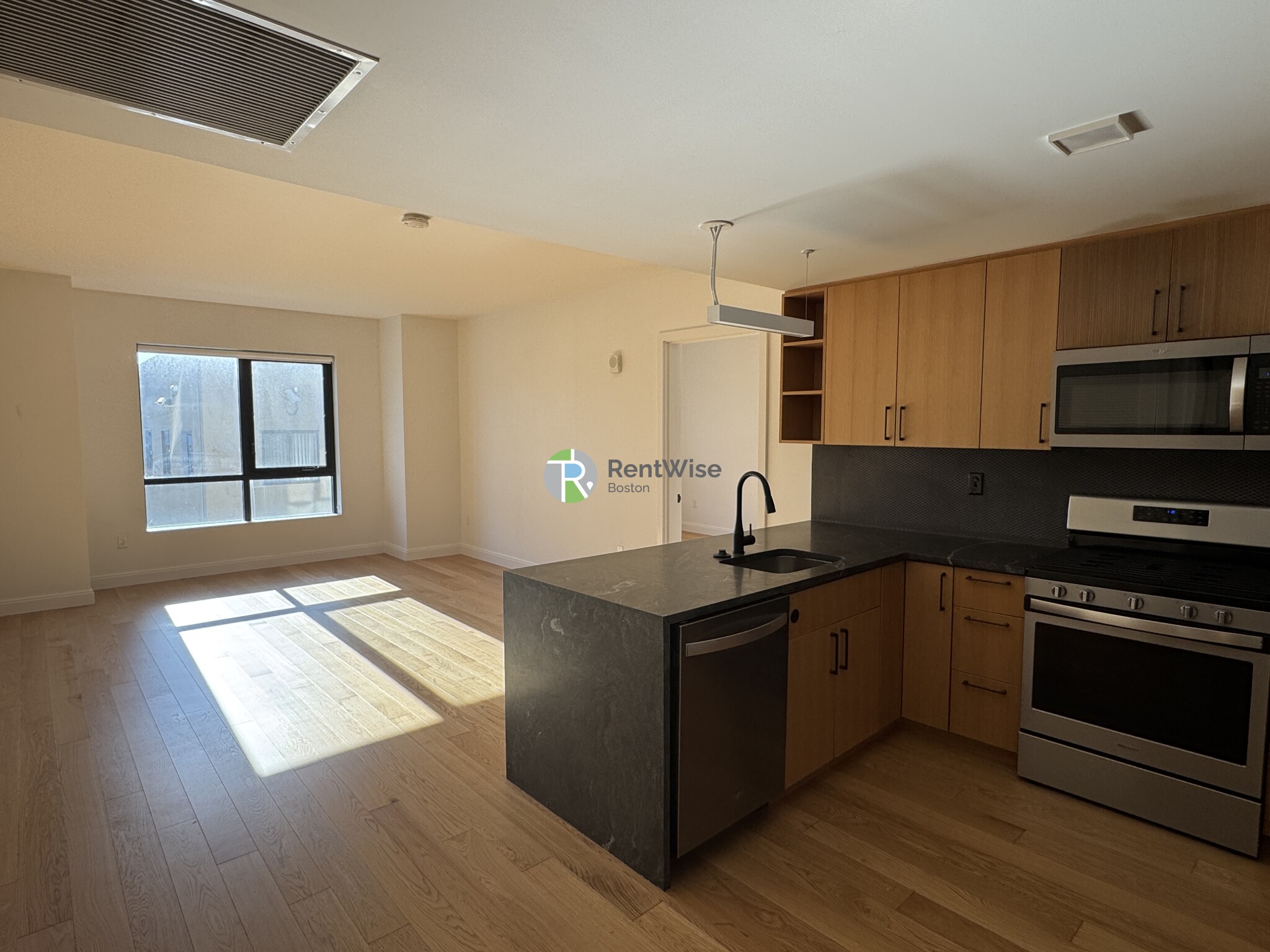 83 Gardner St, Allston