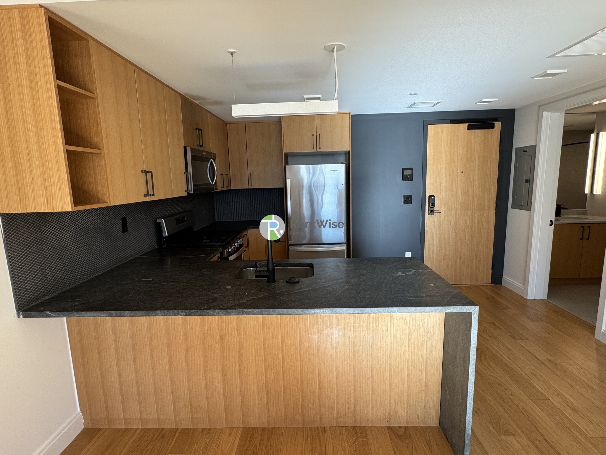 83 Gardner St, Allston