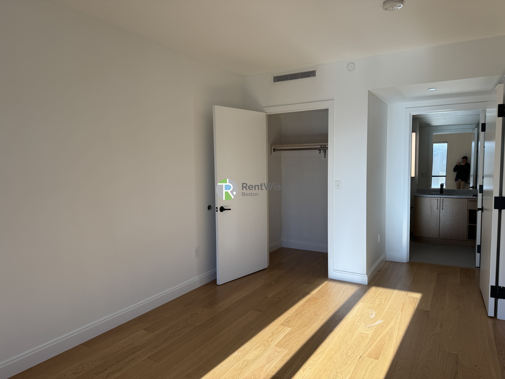 83 Gardner St, Allston