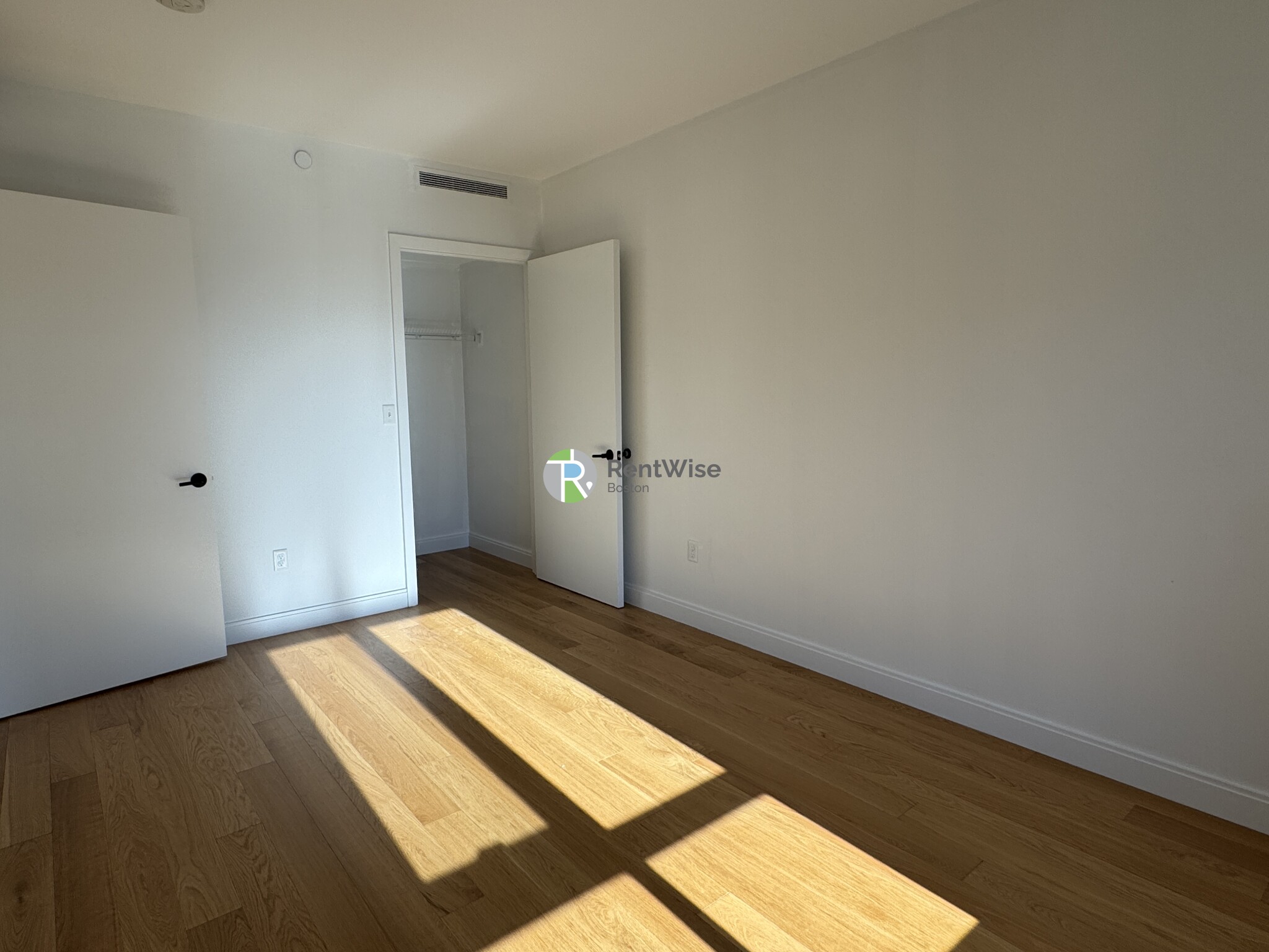 83 Gardner St, Allston