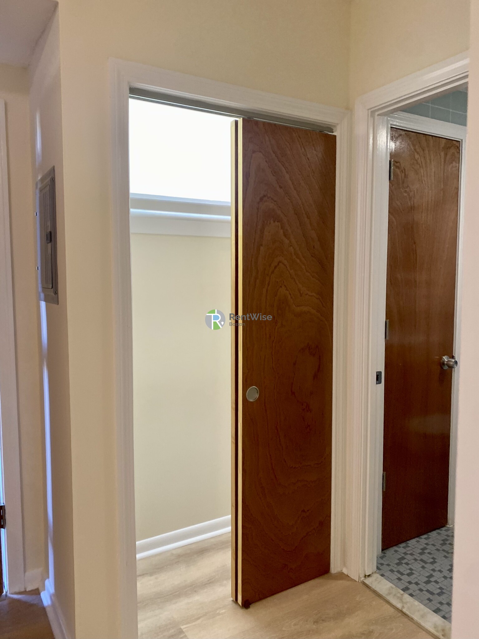 2018 Commonwealth Ave, Brighton