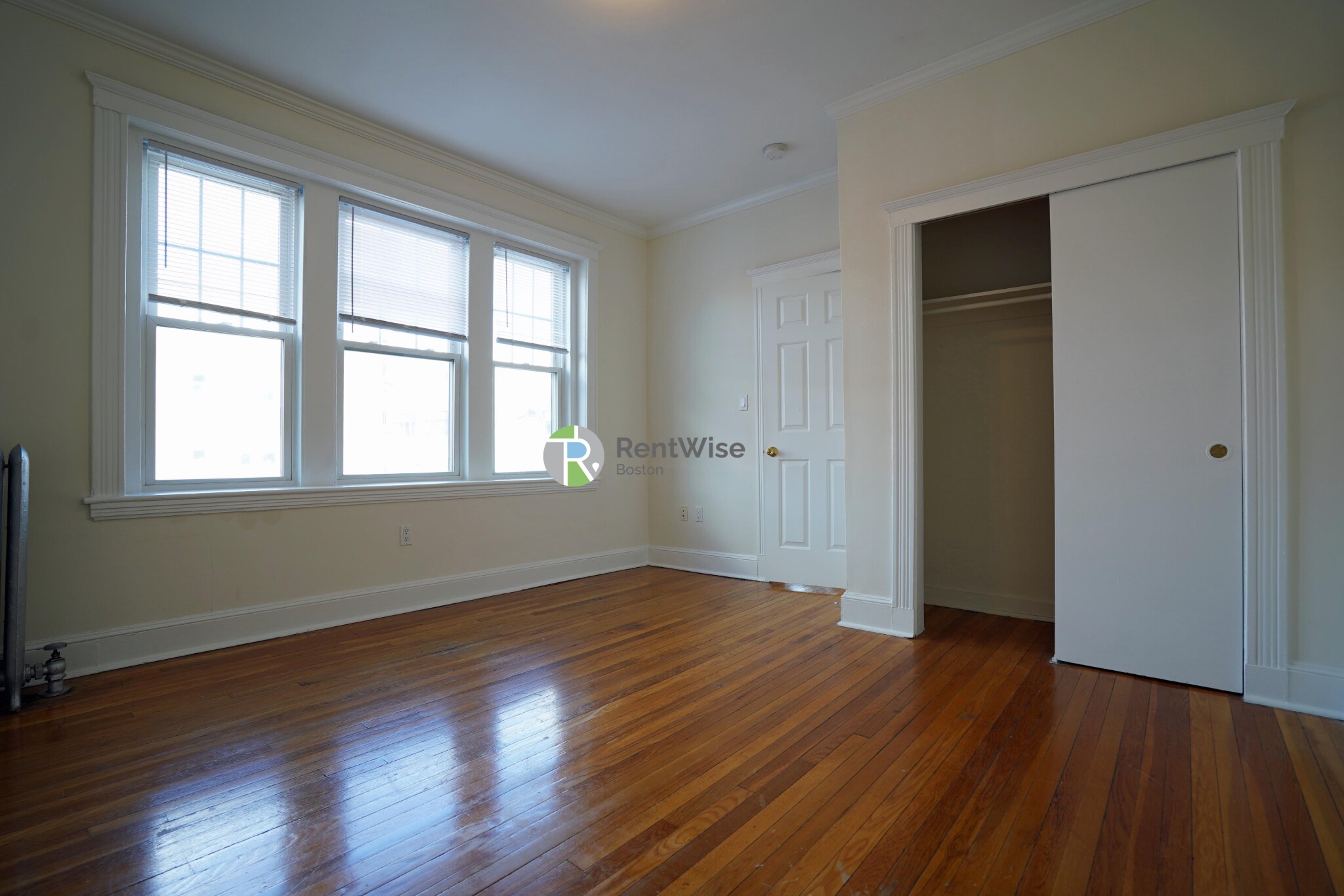 111 Kilsyth Rd, Brighton