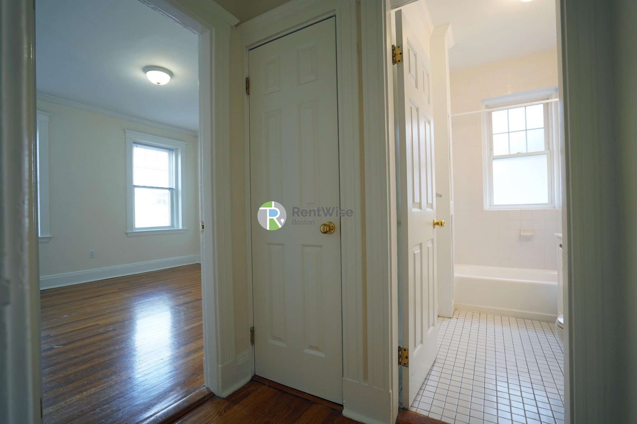 111 Kilsyth Rd, Brighton