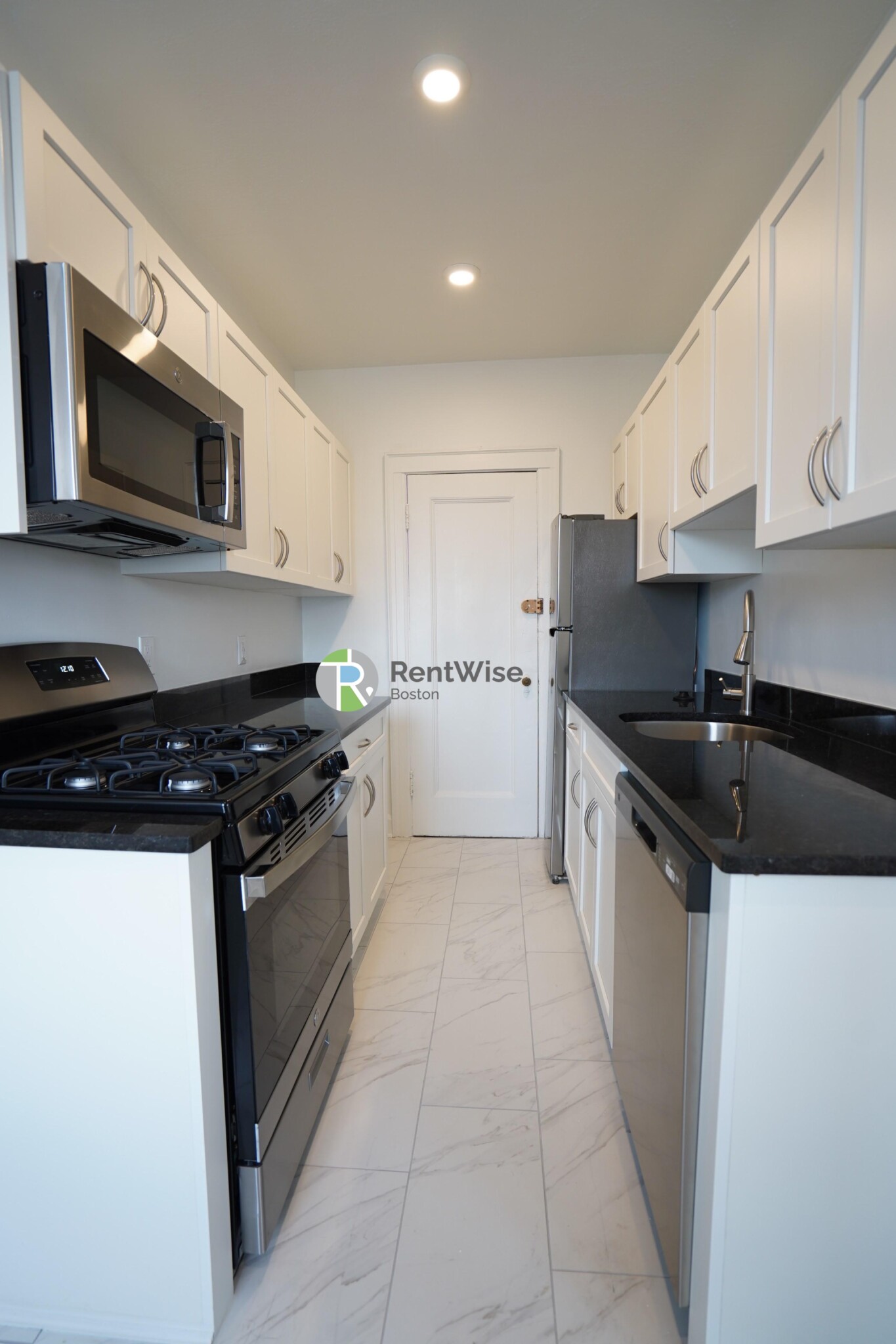 100 Kilsyth Rd, Brighton