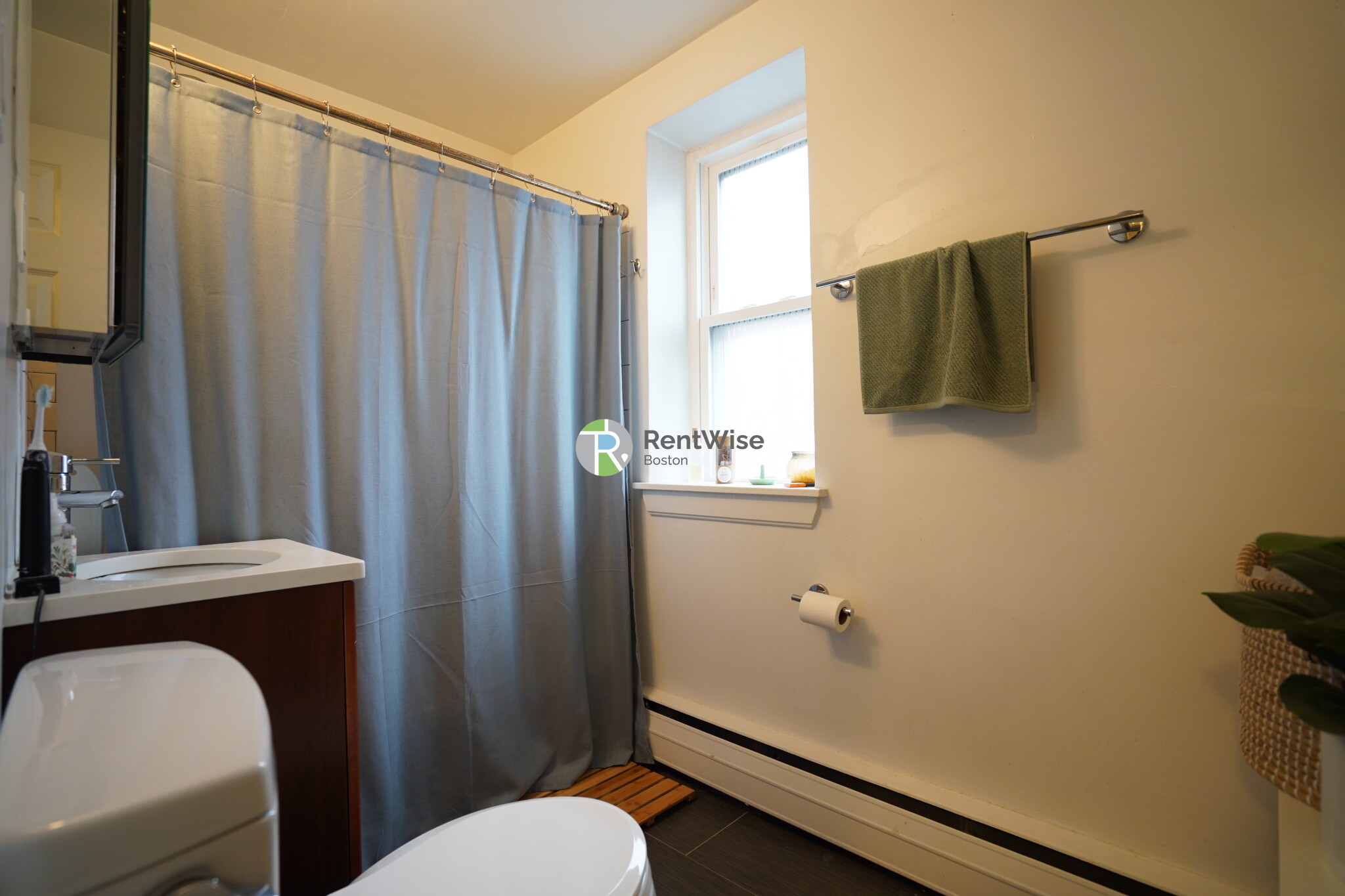 14 Marion St, Coolidge Corner