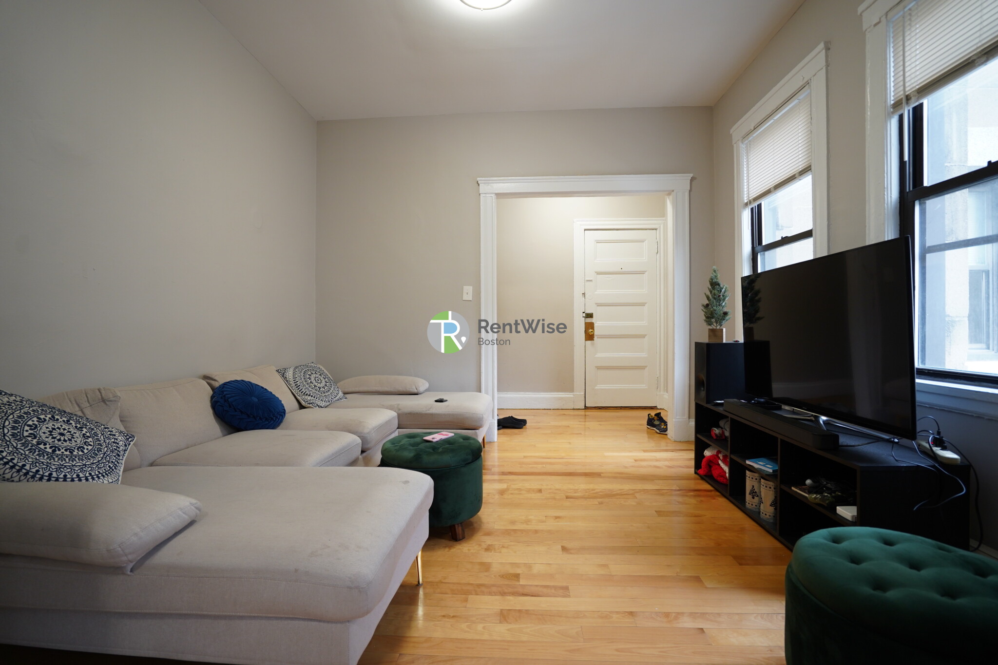 72 Gardner St, Allston