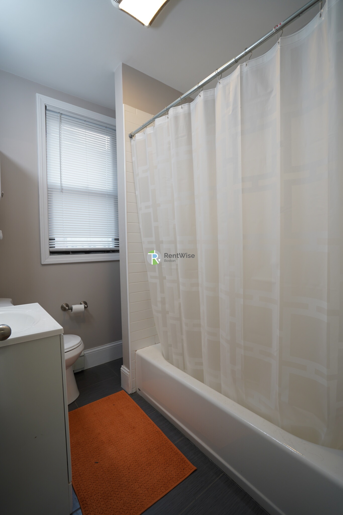 72 Gardner St, Allston