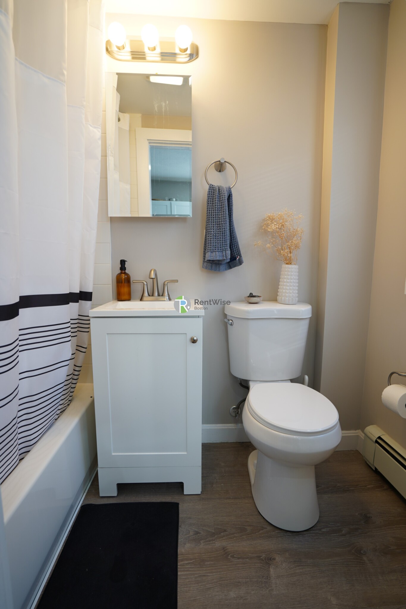 5 Ashford Ct, Allston