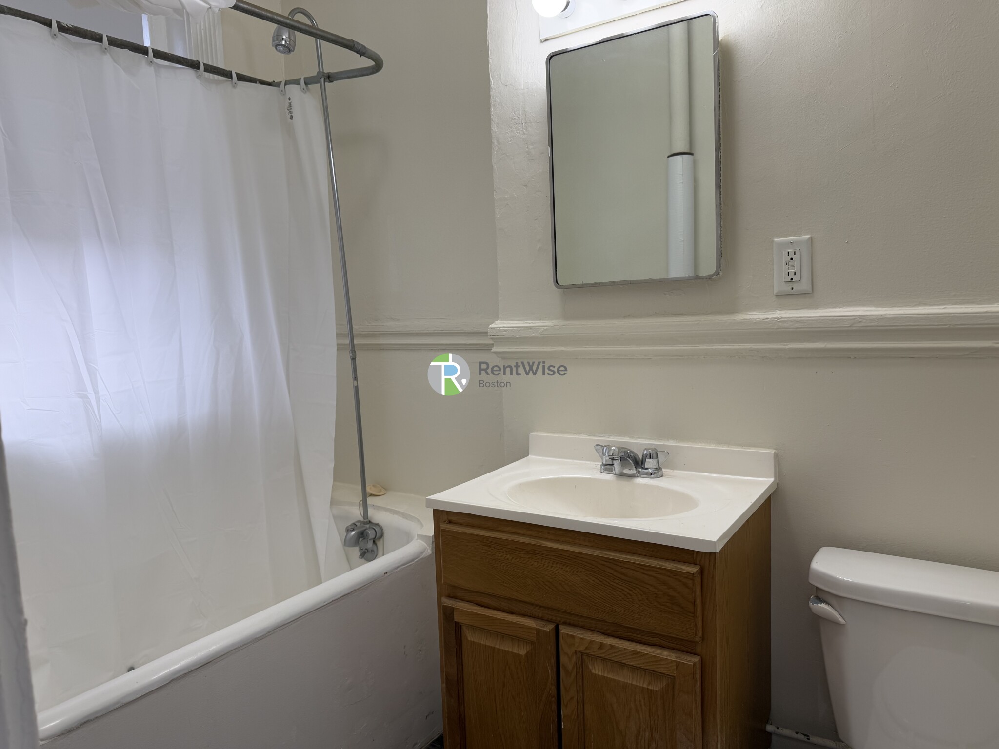 1334 Commonwealth Ave, Allston