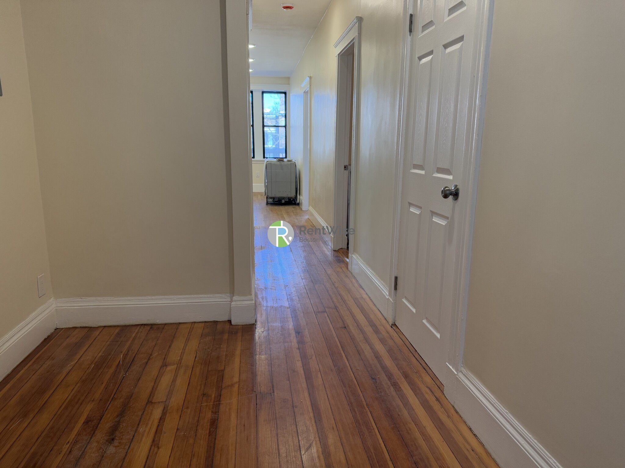 1379 Commonwealth Ave, Brighton