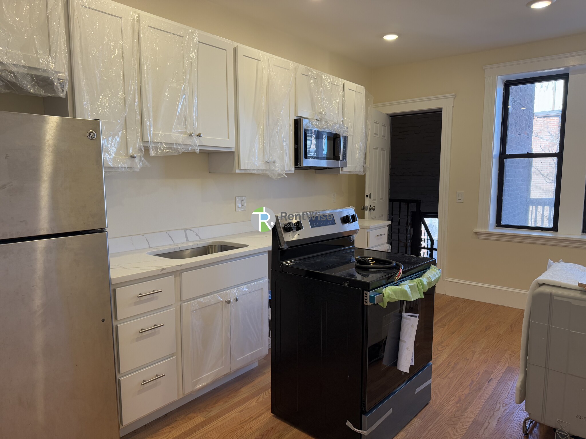 1379 Commonwealth Ave, Brighton