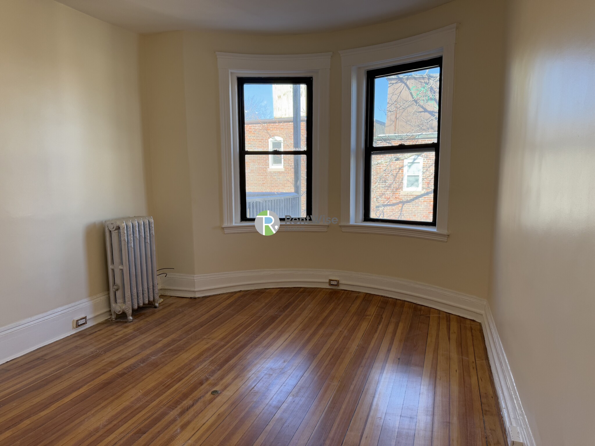 1379 Commonwealth Ave, Brighton