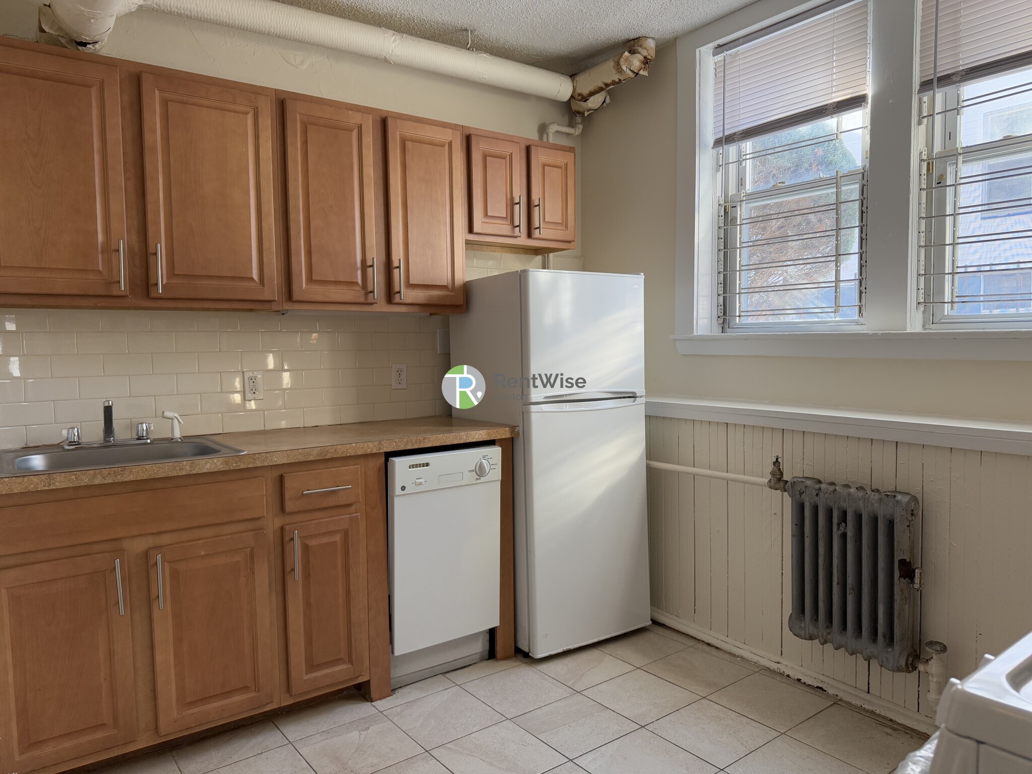 524 Cambridge St, Brighton