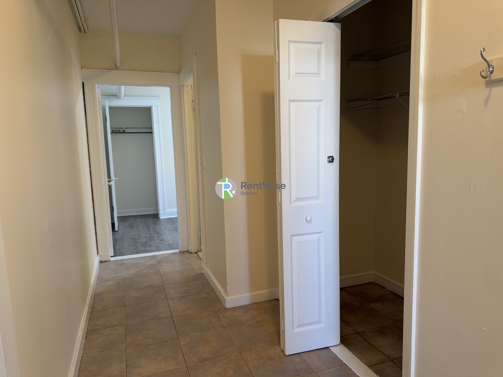 524 Cambridge St, Brighton