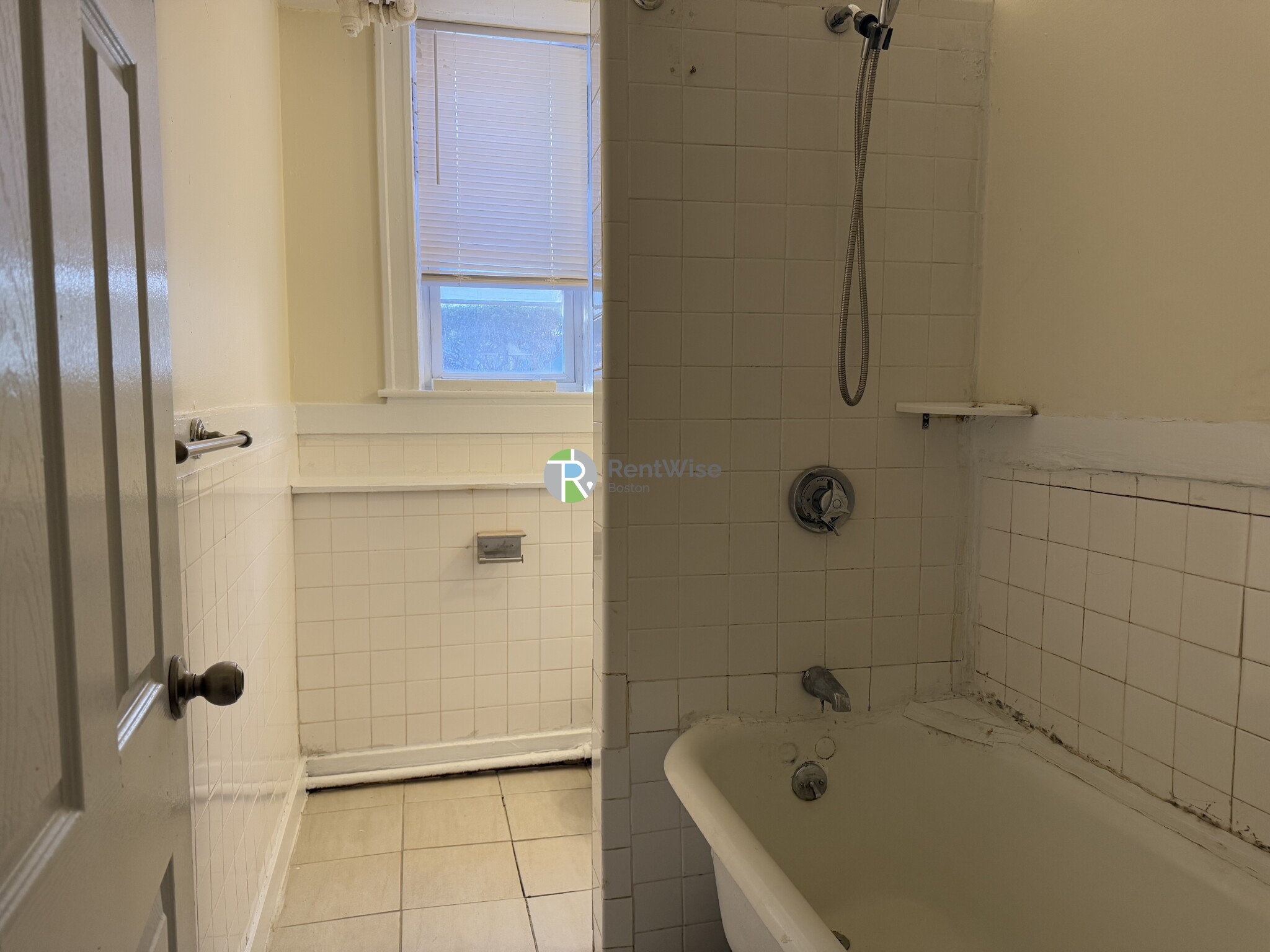 524 Cambridge St, Brighton